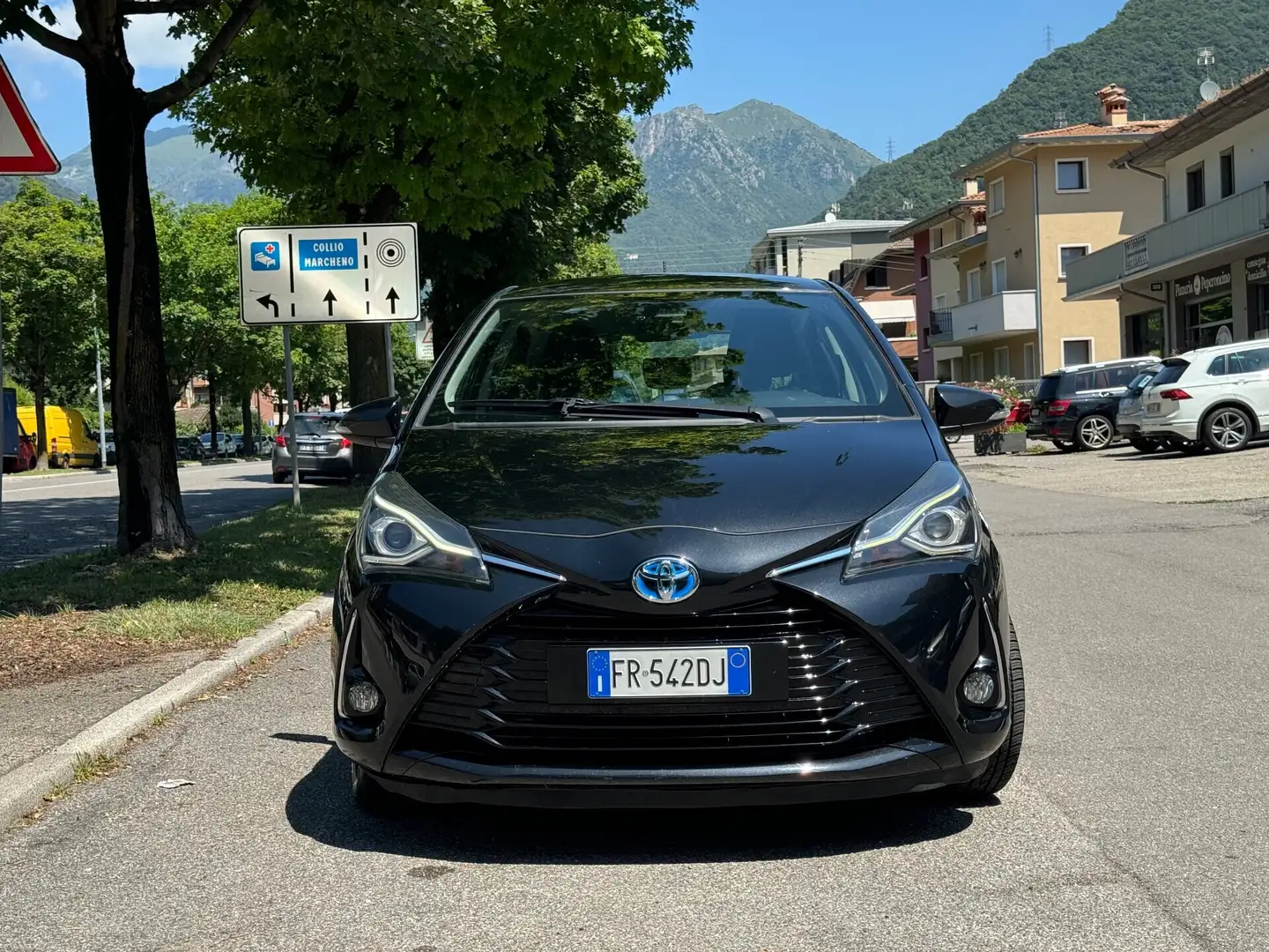 Toyota Yaris 1.5 Hybrid 5P. OK NEOP.-TELECAMER-PROMO FINANZIAM Nero - 2