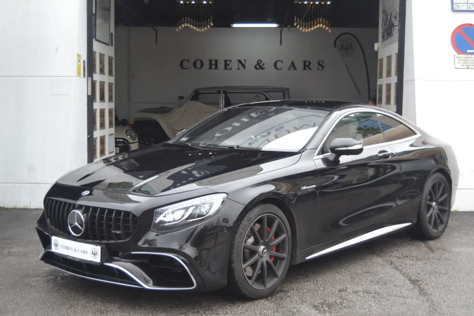 Mercedes-Benz S 63 AMG Coupé 4Matic Aut. Schwarz - 2