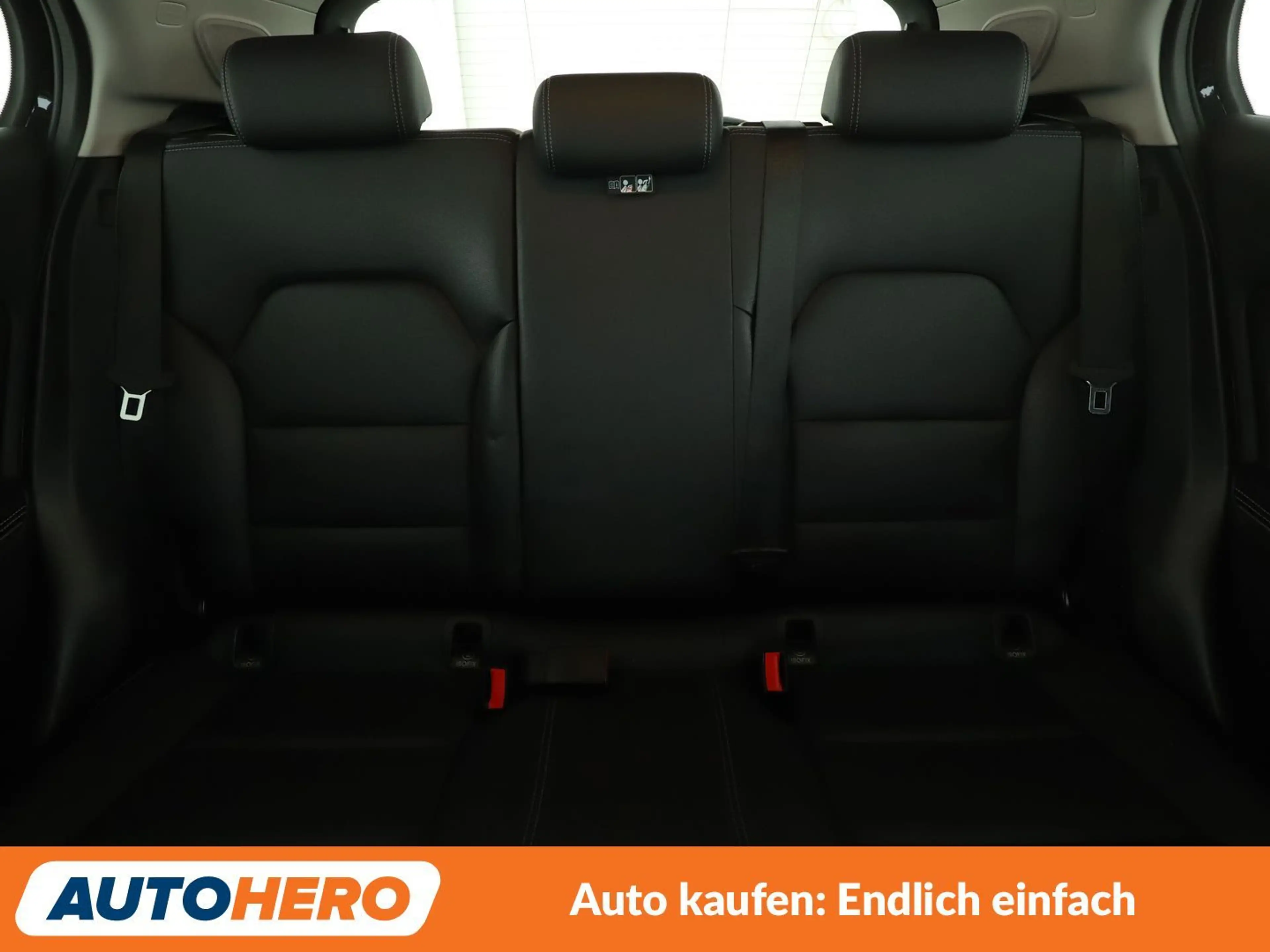 Mercedes-Benz GLA 180 GLA 180 Urban — photo 15