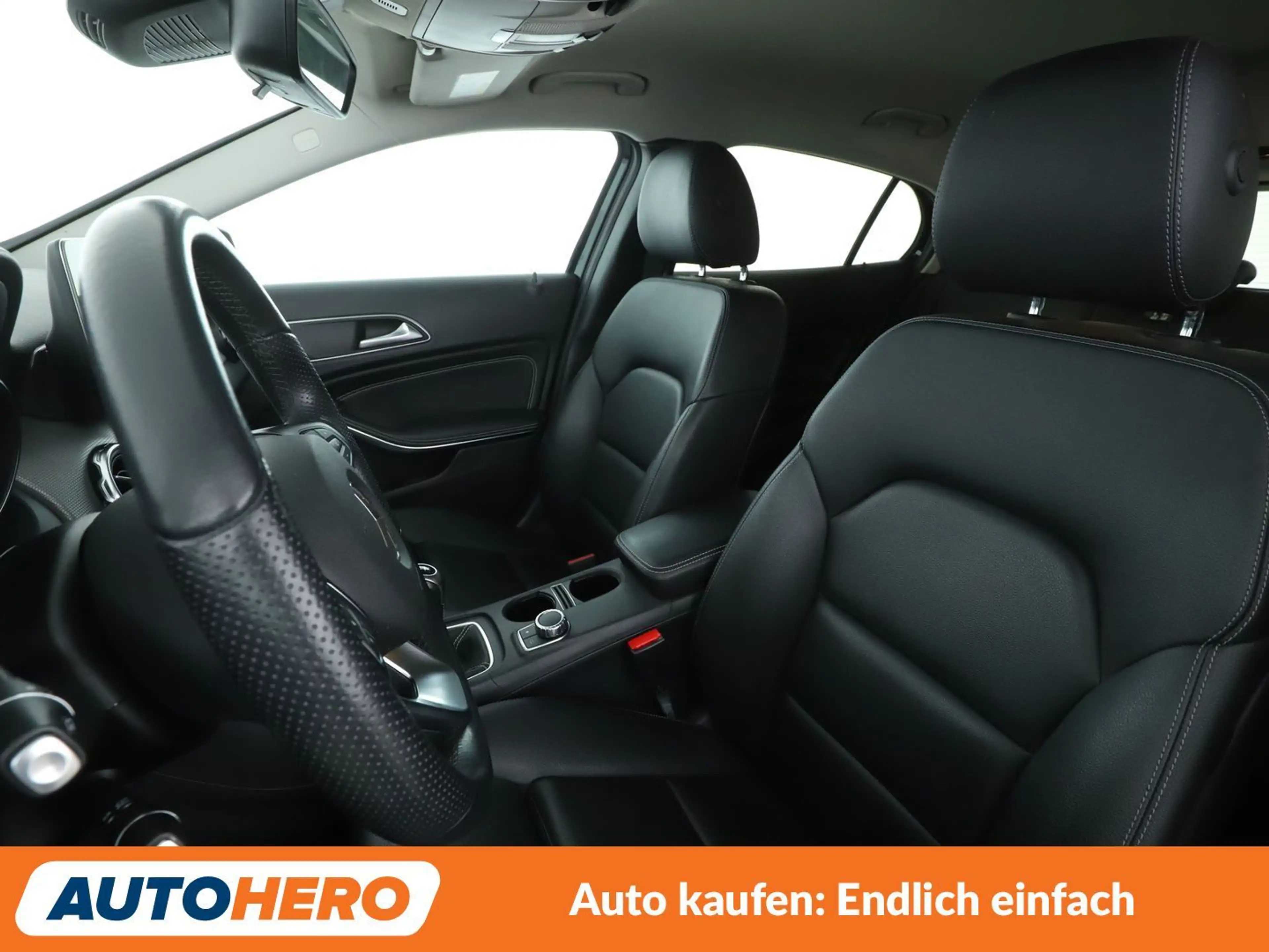Mercedes-Benz GLA 180 GLA 180 Urban — photo 10