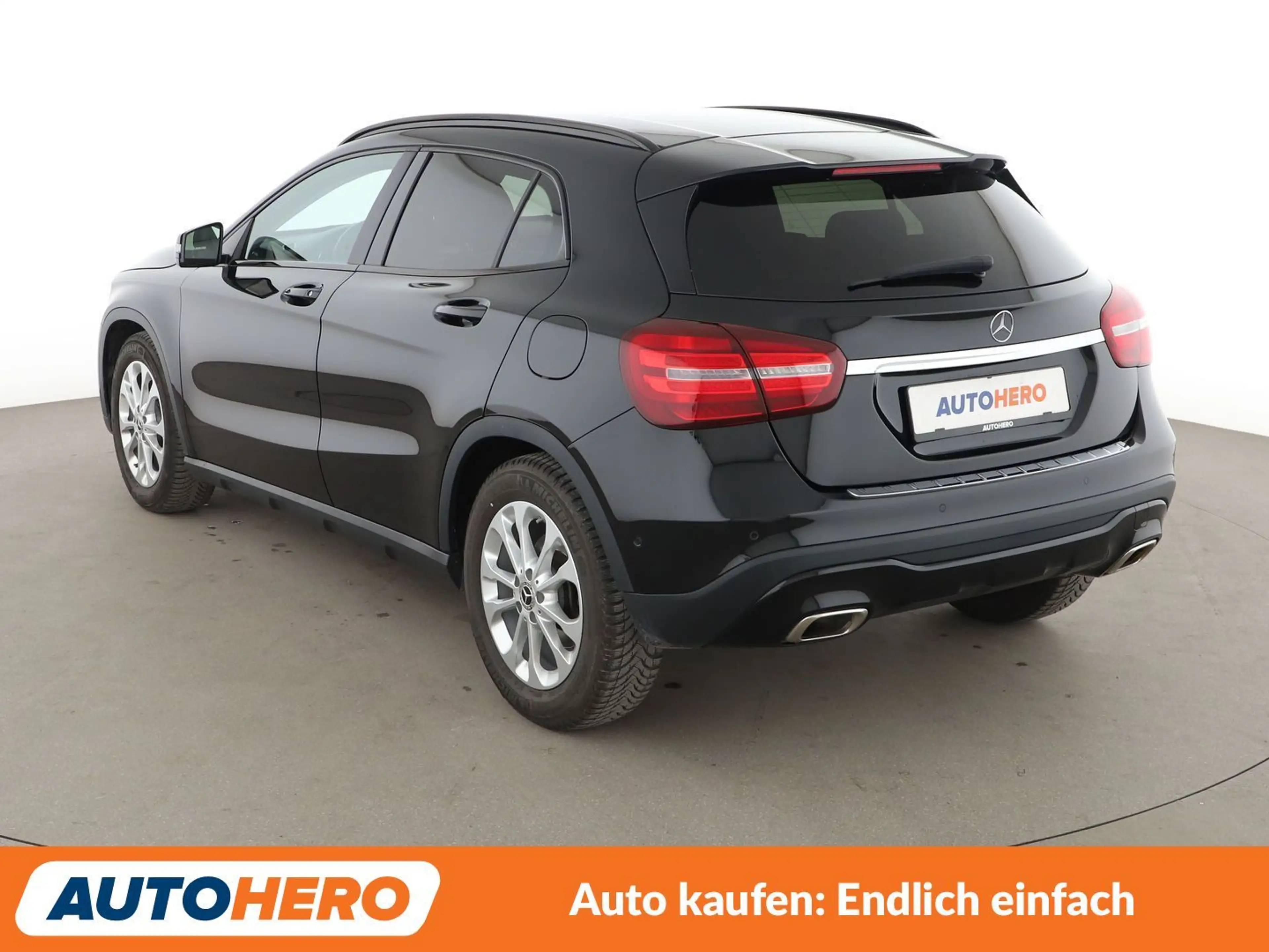 Mercedes-Benz GLA 180 GLA 180 Urban — photo 4