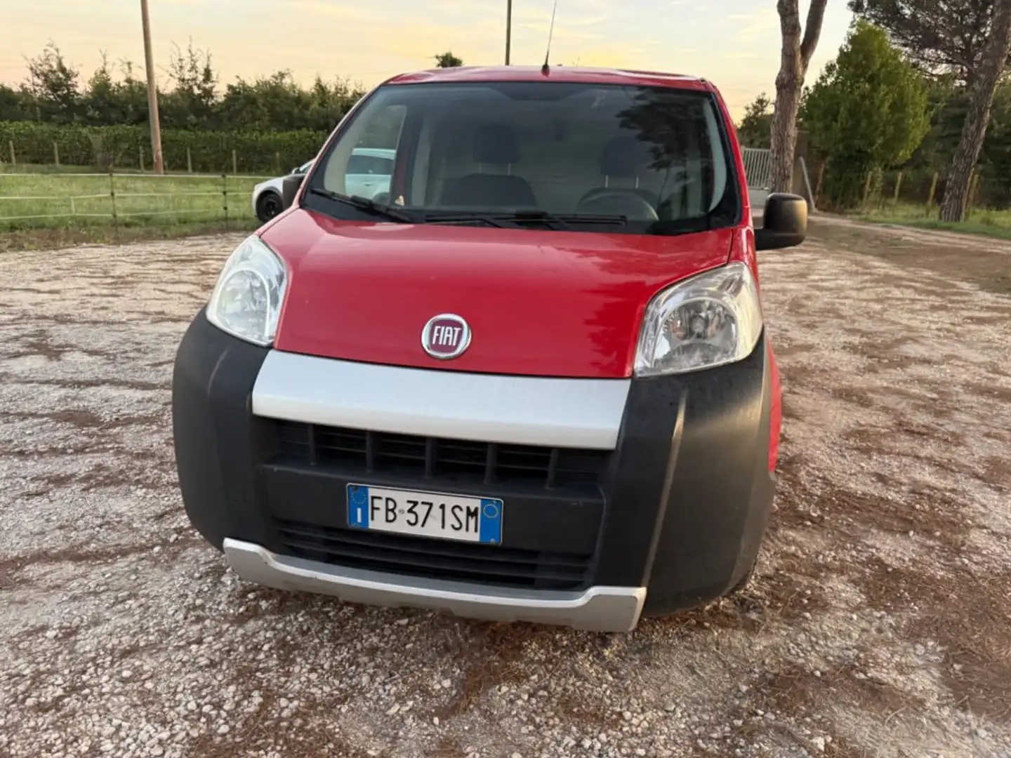 Fiat Fiorino 1.3 MJT 75CV Furgone Adventure ALLESTITO Rosso - 2