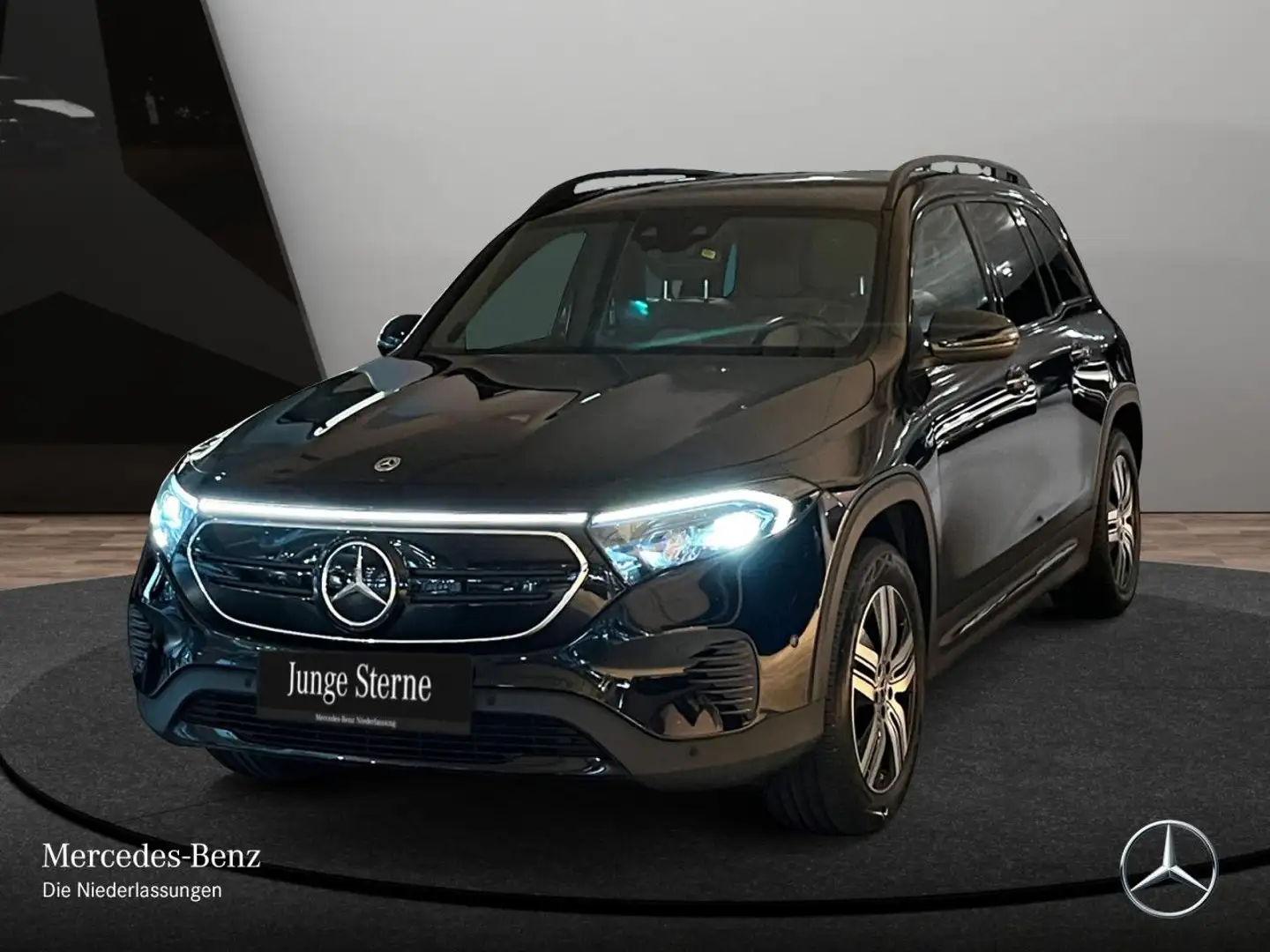 Mercedes-Benz EQB 300 4M ELECTRICART+NIGHT+PLUS-PAKET+KAMERA Schwarz - 2