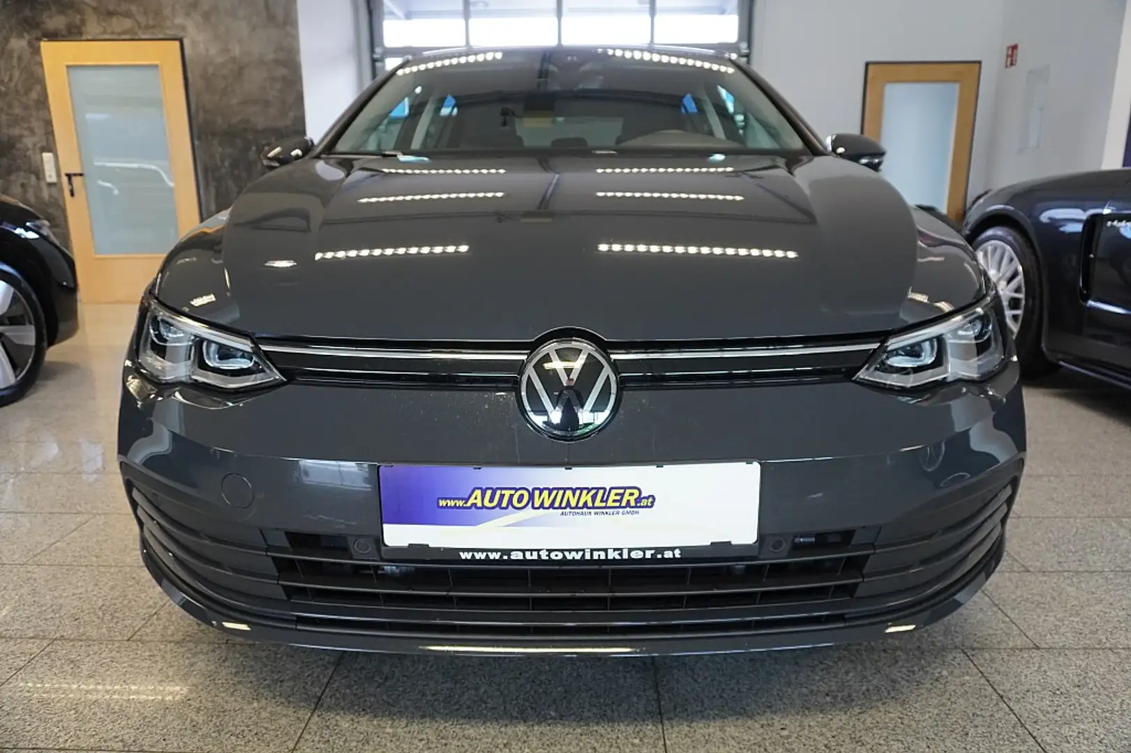 Volkswagen Golf Life 1,5 TSI ACT Grau - 2
