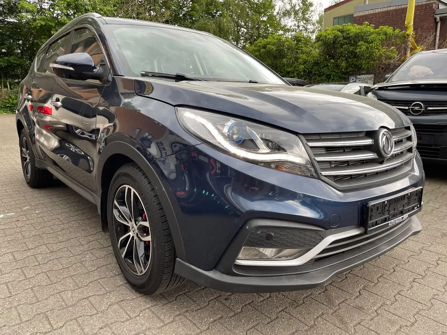 DFSK Glory 580 580 AT+Leder+Panorama+Navi+7Sitze-+Xenon+ Albastru - 2