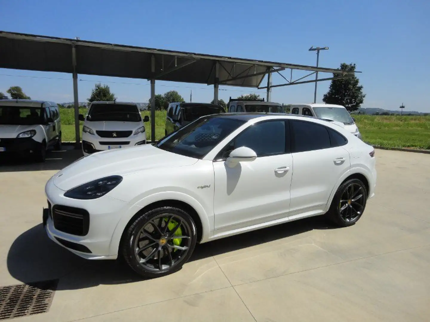 Porsche Cayenne Cayenne Coupé 4.0 V8 Turbo S E-Hybrid Bianco - 2