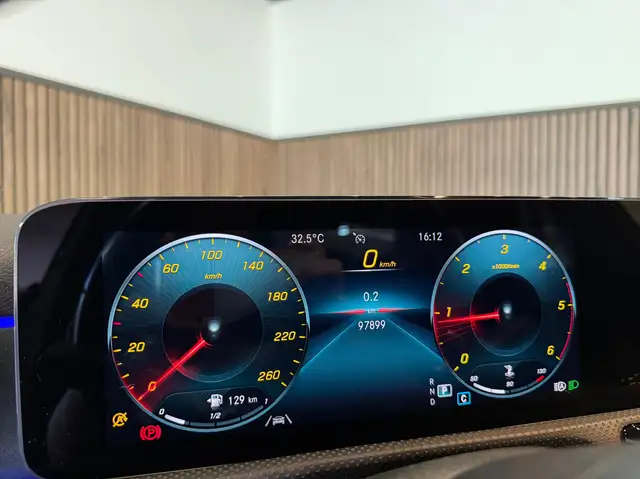 Mercedes-Benz A Class view 11