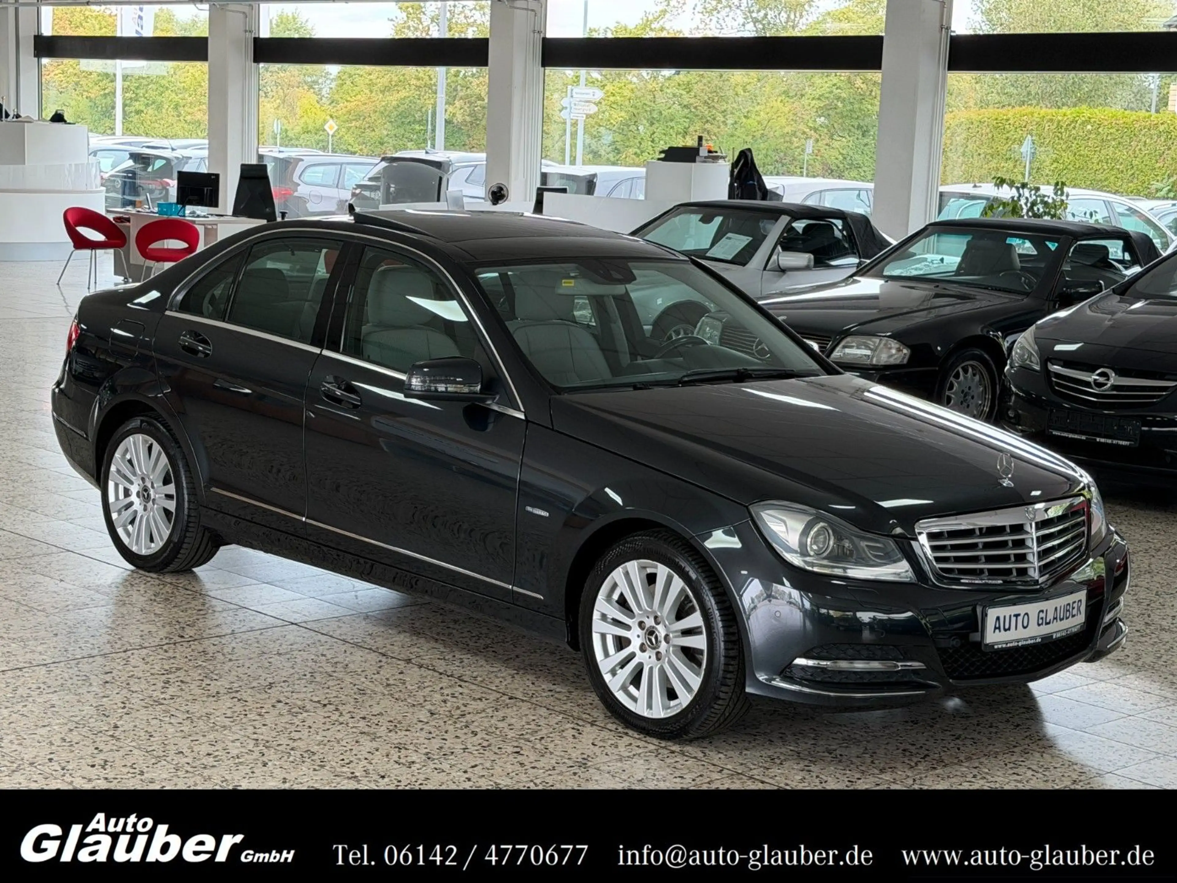 Mercedes-Benz C 350 CGI BlueEfficiency 4Matic/Navi/Memory/Pano