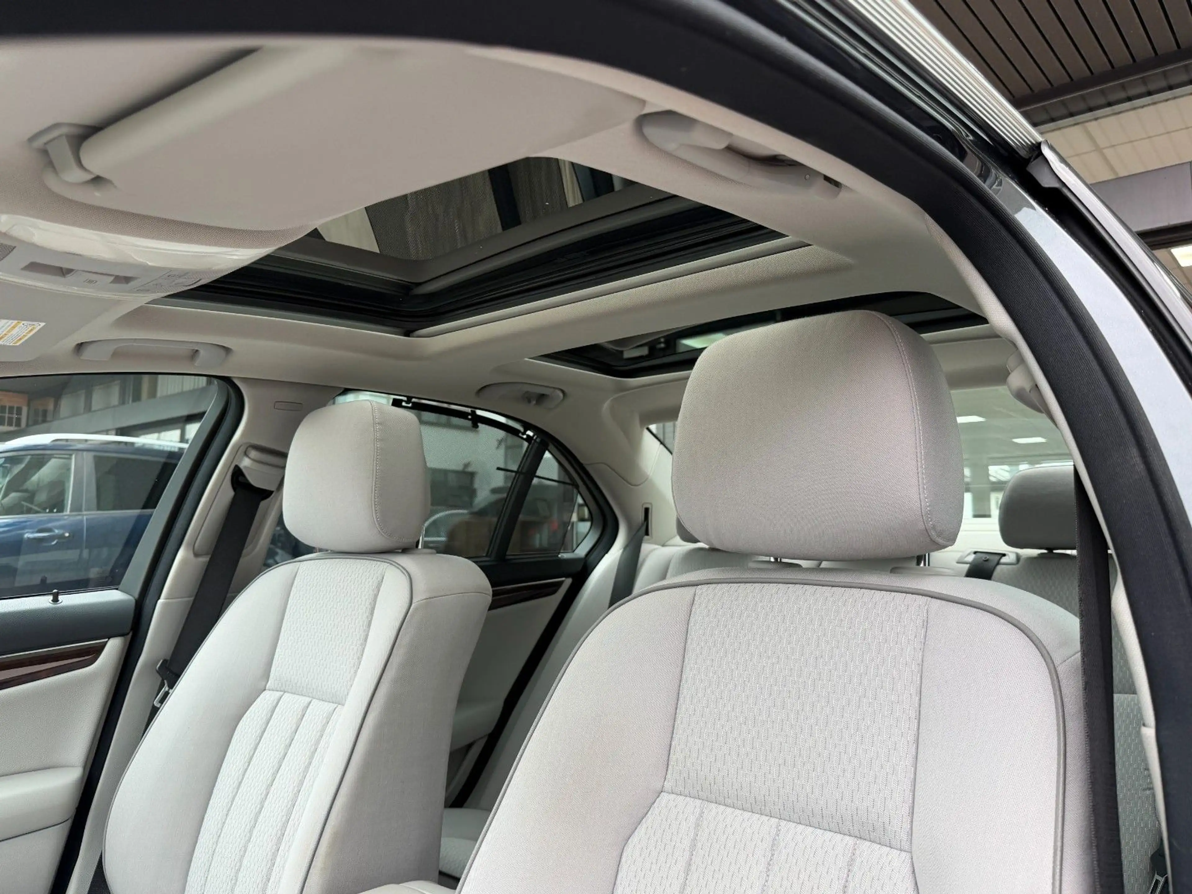 Mercedes-Benz C 350 CGI BlueEfficiency 4Matic/Navi/Memory/Pano — photo 11