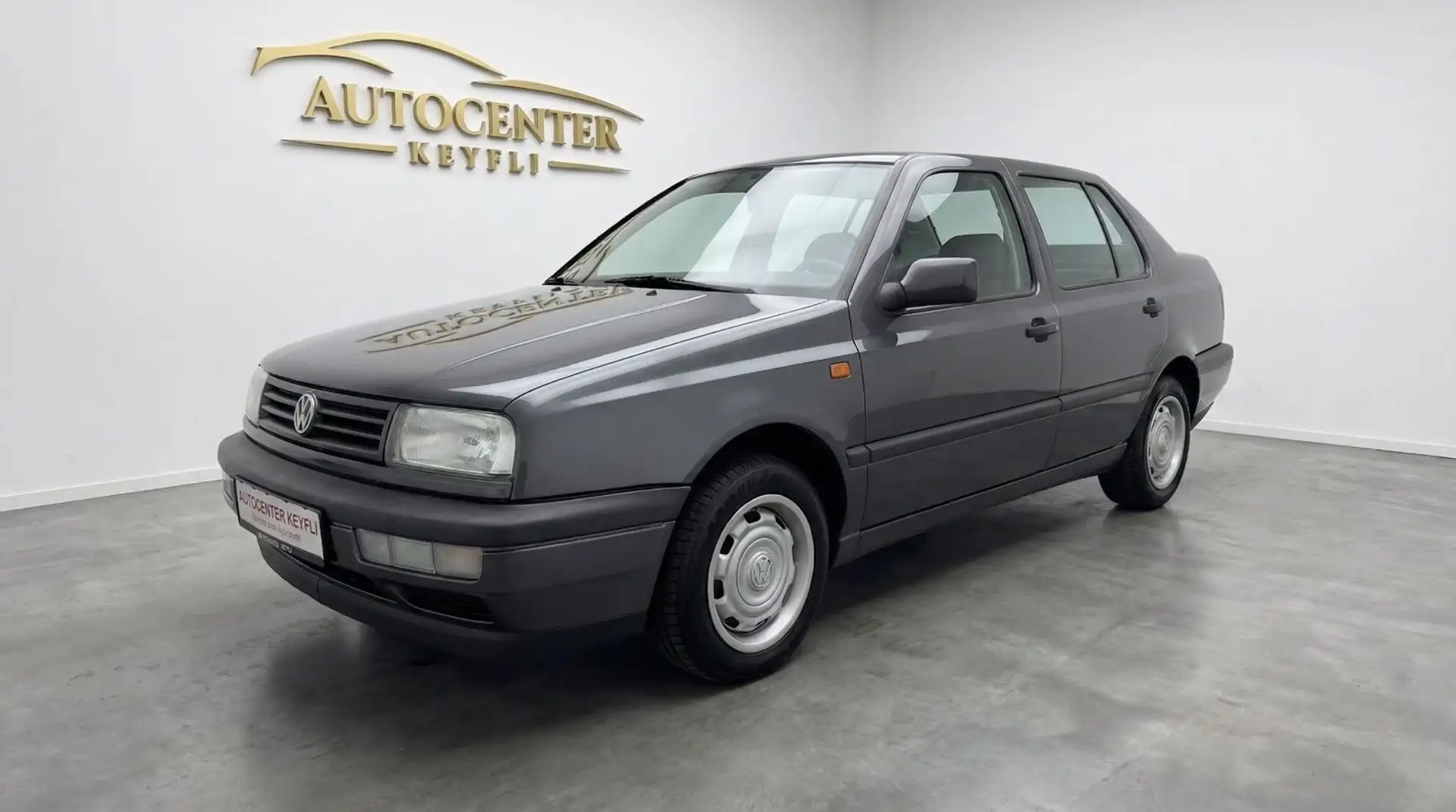 Volkswagen Vento 1,8 GL *SD*ZV*SERVO*1-HAND*Unfallfrei* Gris - 2