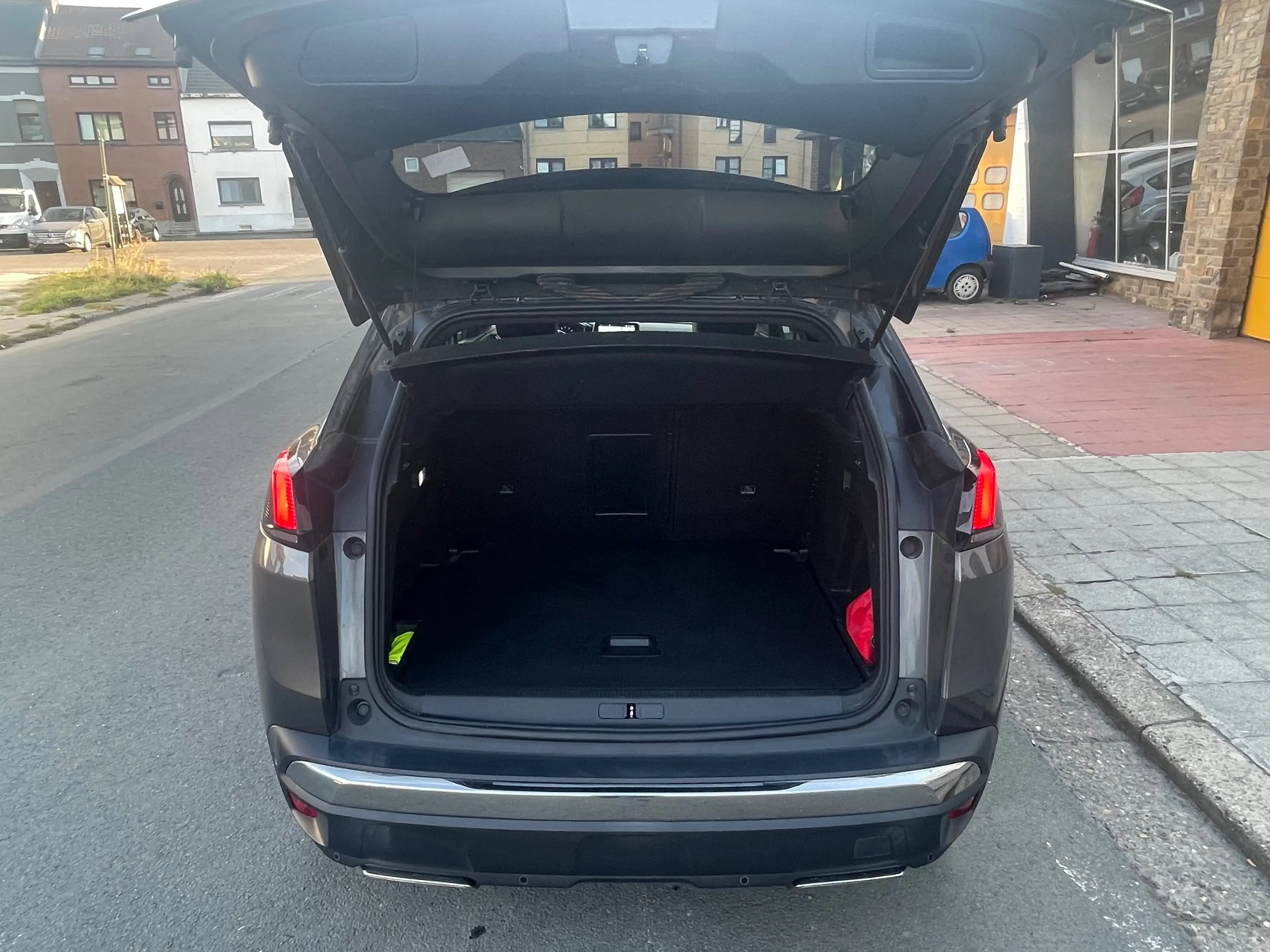 Peugeot 3008 3008 1.2 PureTech GT-Line Euro 6d-ISC — photo 15