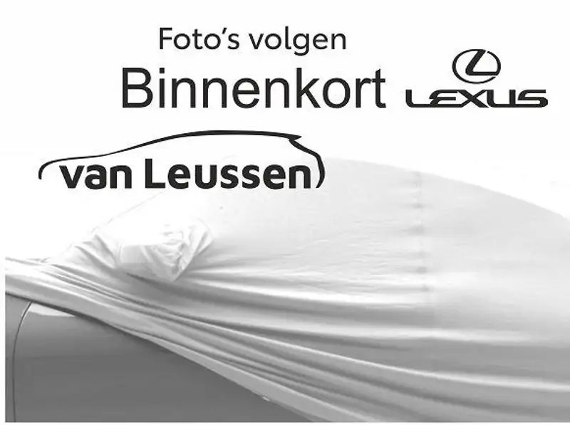 LEXUS Lbx