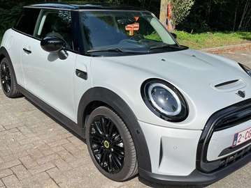 Cooper SE modelcode 11DJ