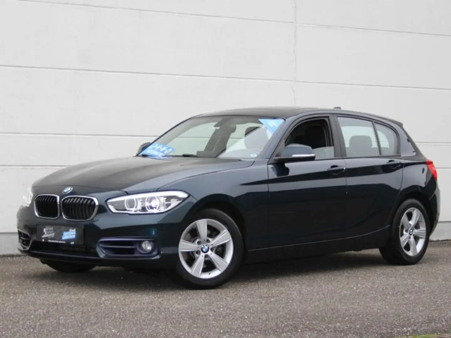 BMW 120 i 1.6 Sport-Line Autom. Schiebedach LED Navi Blau - 1