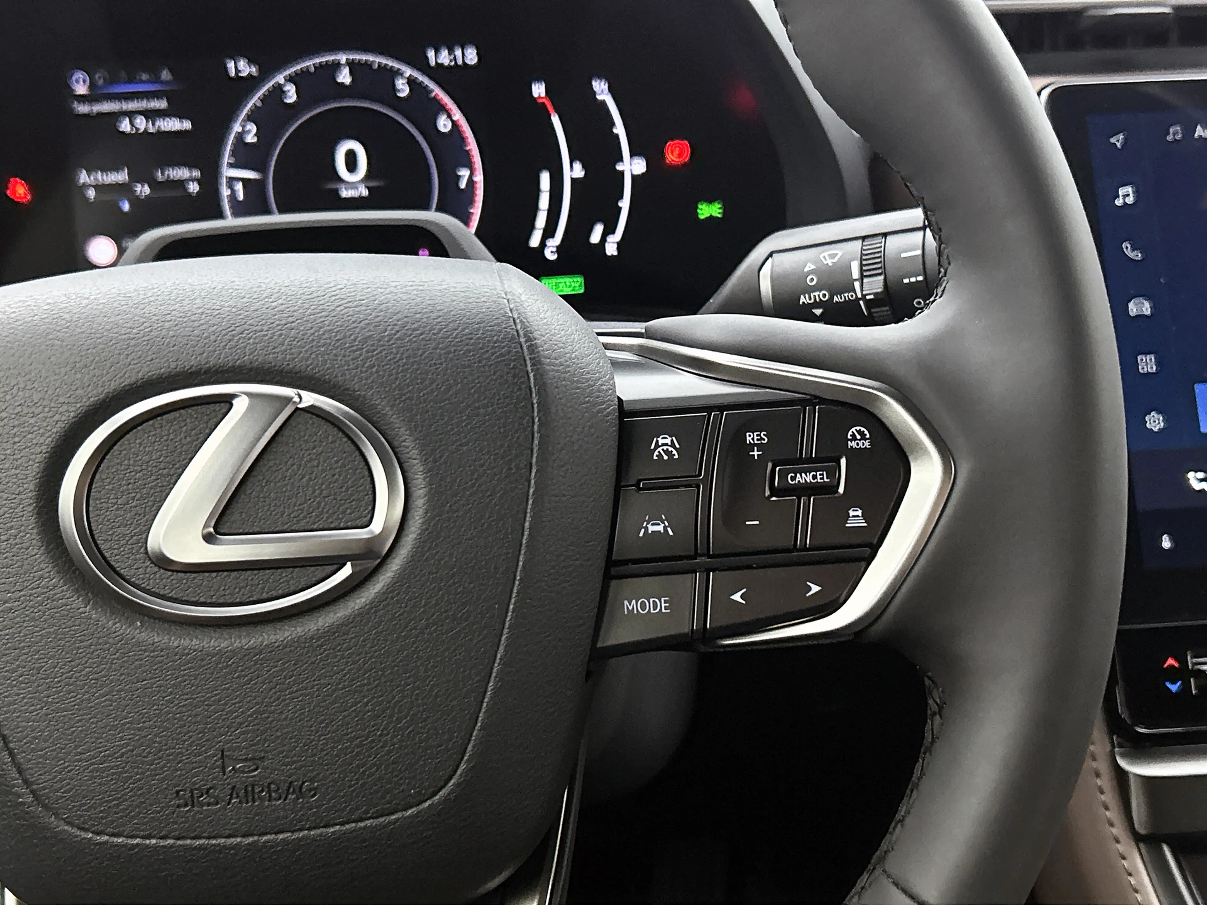 Lexus LBX Elegant 2WD | 18" LM Velgen | Stoelverwarming | Le — photo 15