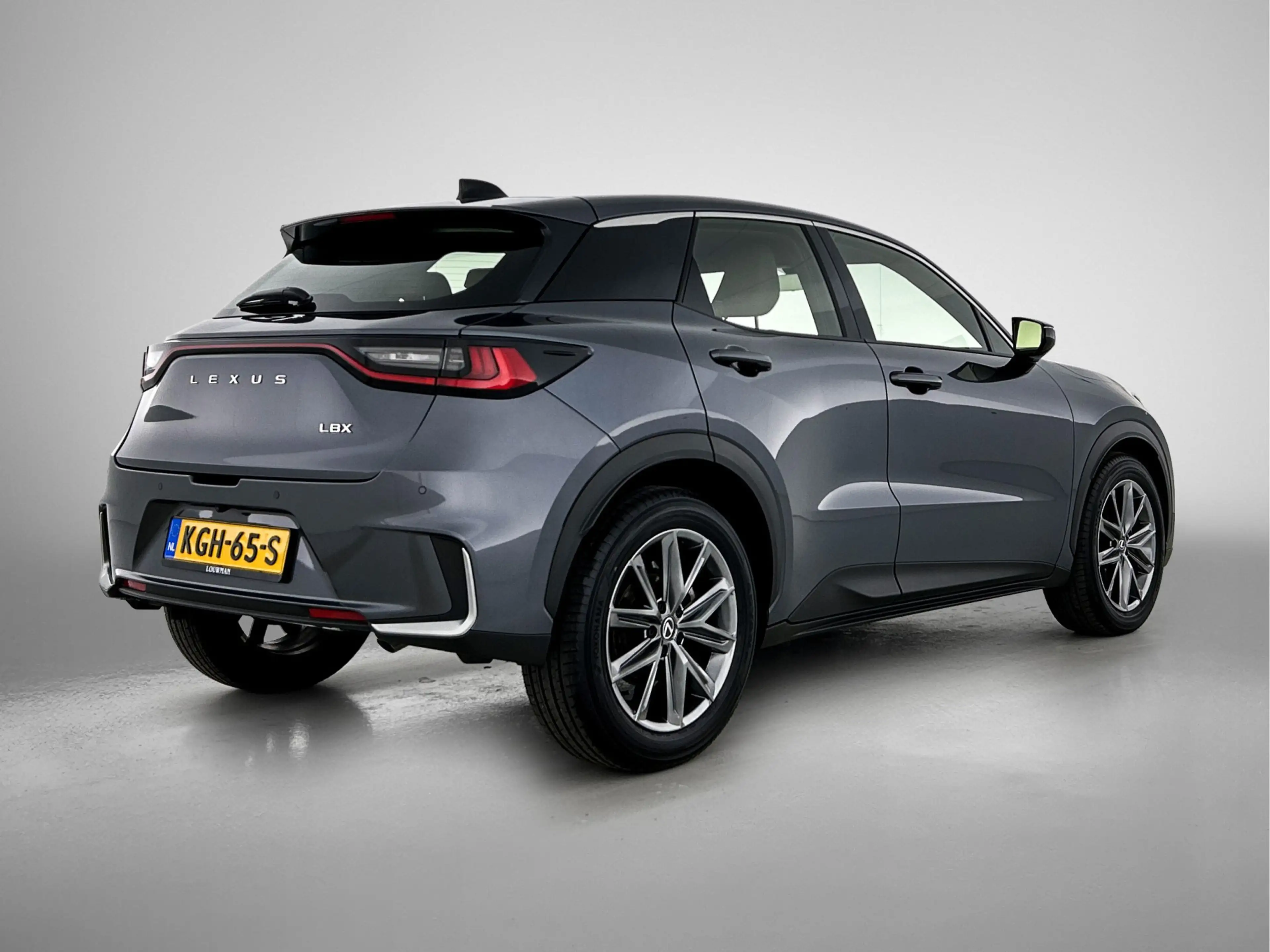Lexus LBX Elegant 2WD | 18" LM Velgen | Stoelverwarming | Le — photo 2