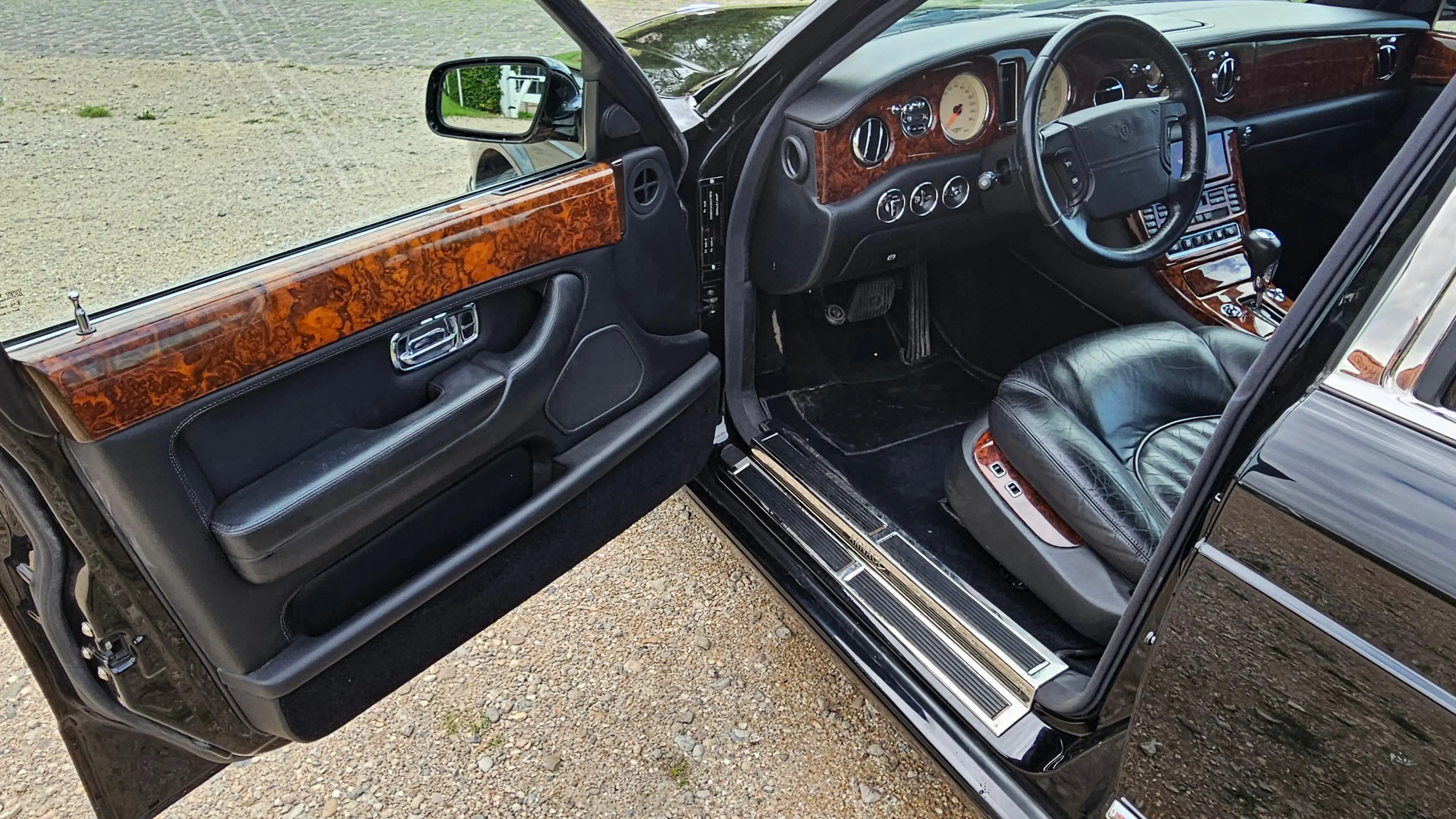 Bentley Arnage — photo 9