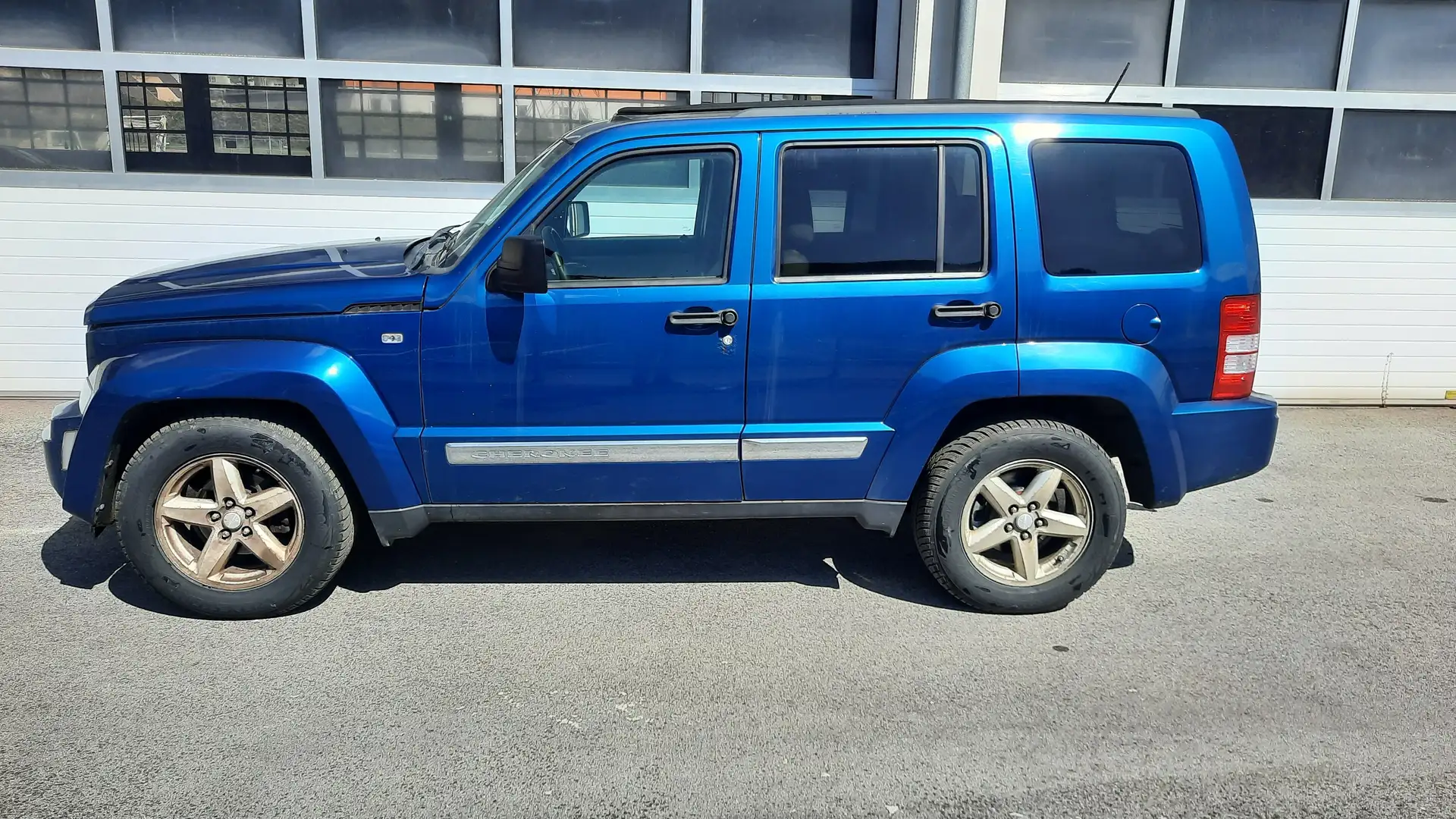 Jeep Cherokee 2,8 Limited Plus CRD Aut. Blau - 2