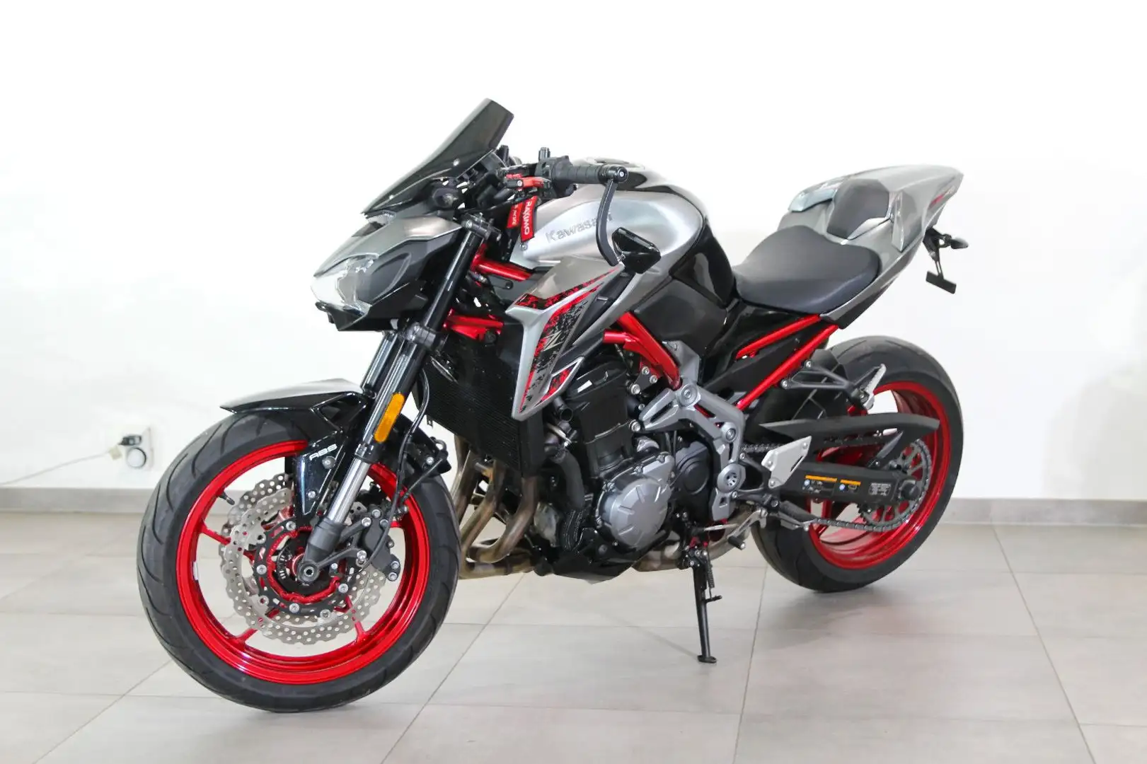 Kawasaki Z 900 ABS/Akrapovic/ Scheibe Gri - 1