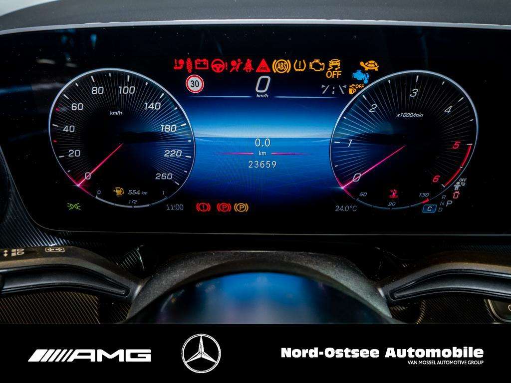 Mercedes-Benz V 220