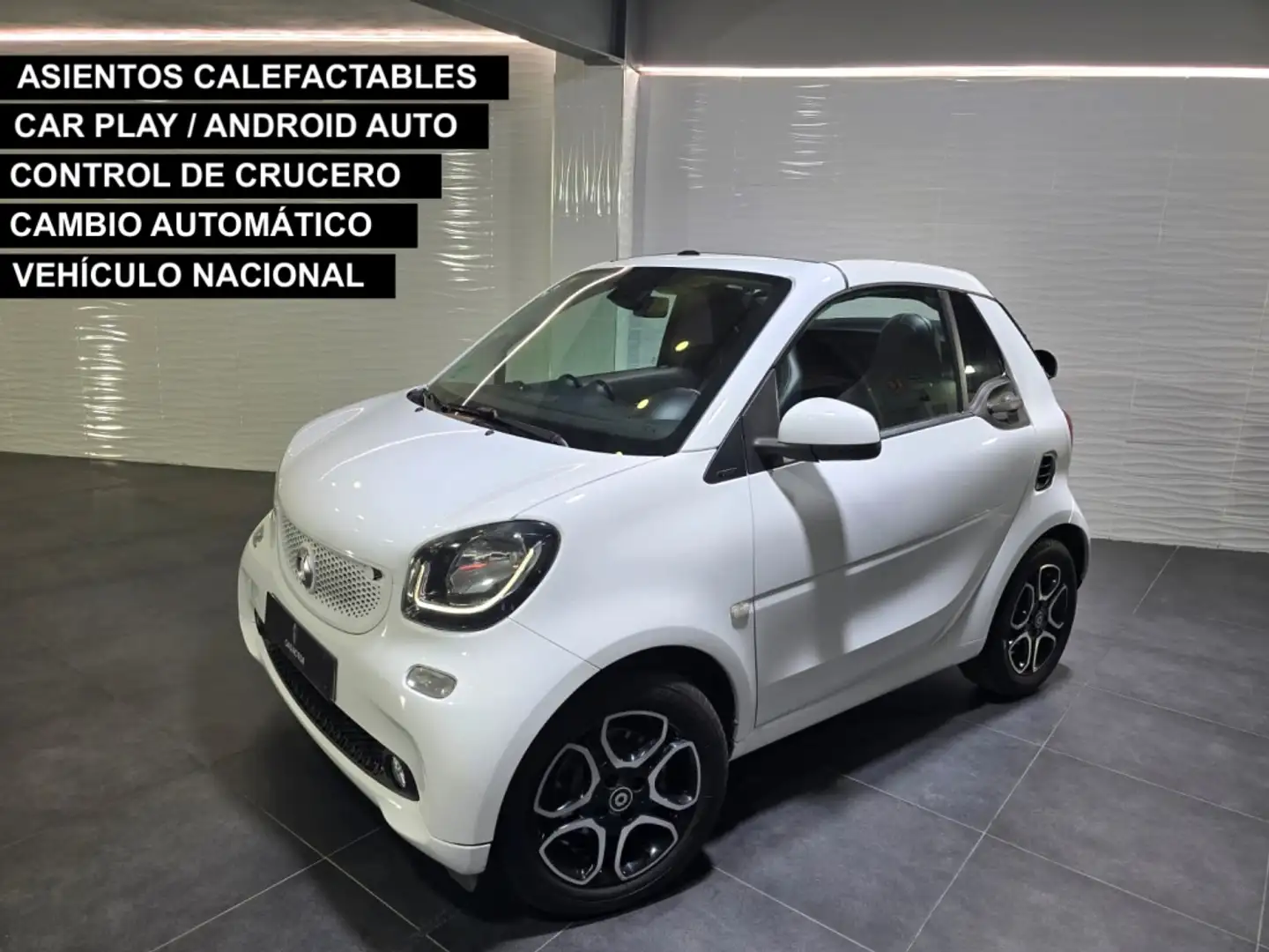 smart forTwo Cabrio 52 Prime Aut. Blanco - 1