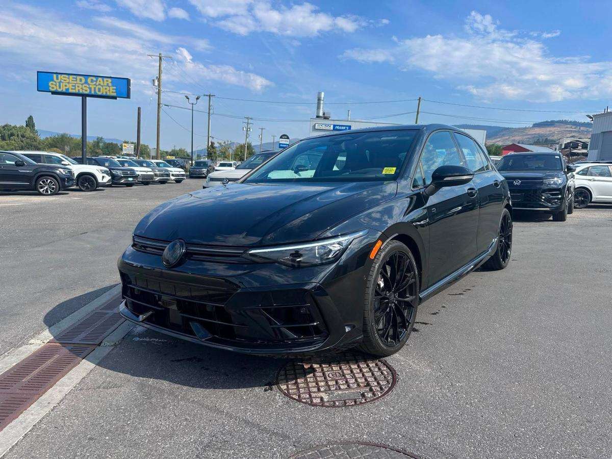 2026 Volkswagen Golf Black Edition DSG