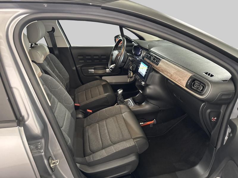 Citroen C3 1.2 PureTech Shine — photo 13
