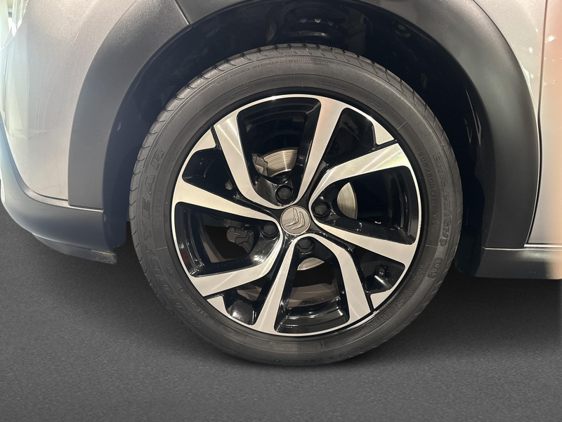 Citroen C3 1.2 PureTech Shine — photo 11