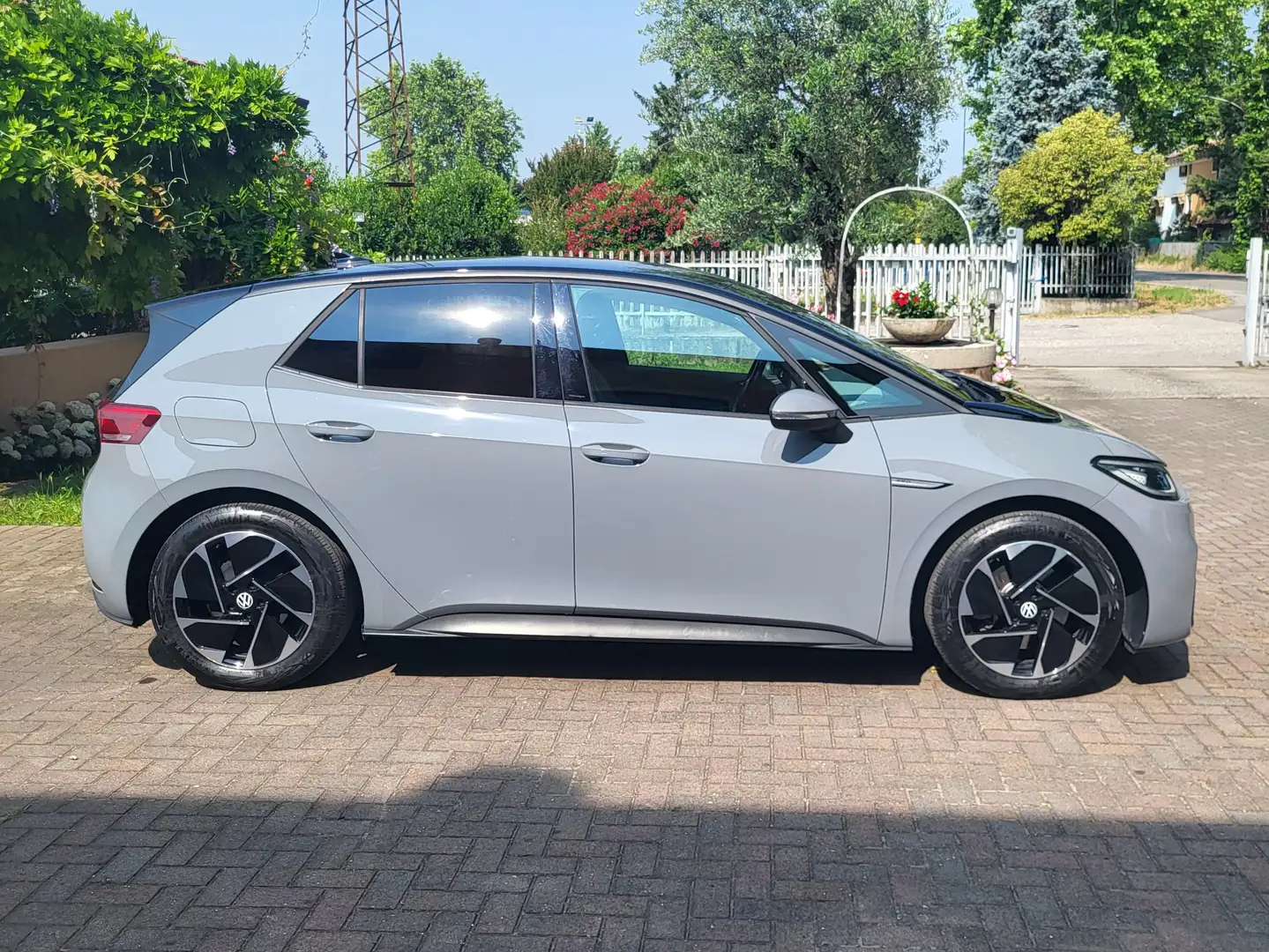 Volkswagen ID.3 Pro Business 58 kWh – 150 kW (204 CV) Grigio - 1