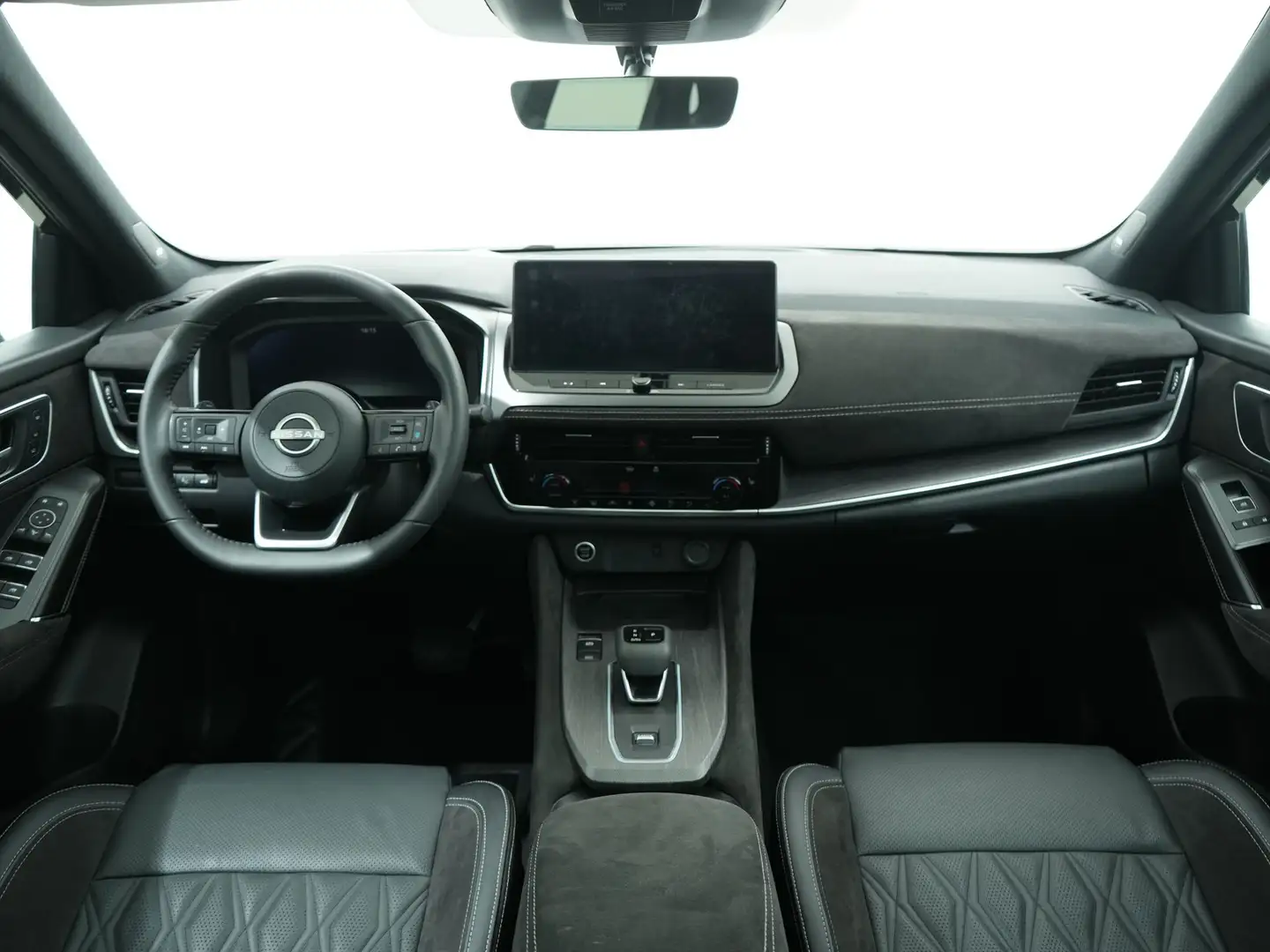 Nissan Qashqai 1.3 MHEV 158PK XTRONIC TEKNA PLUS | Panoramadak | Schwarz - 2