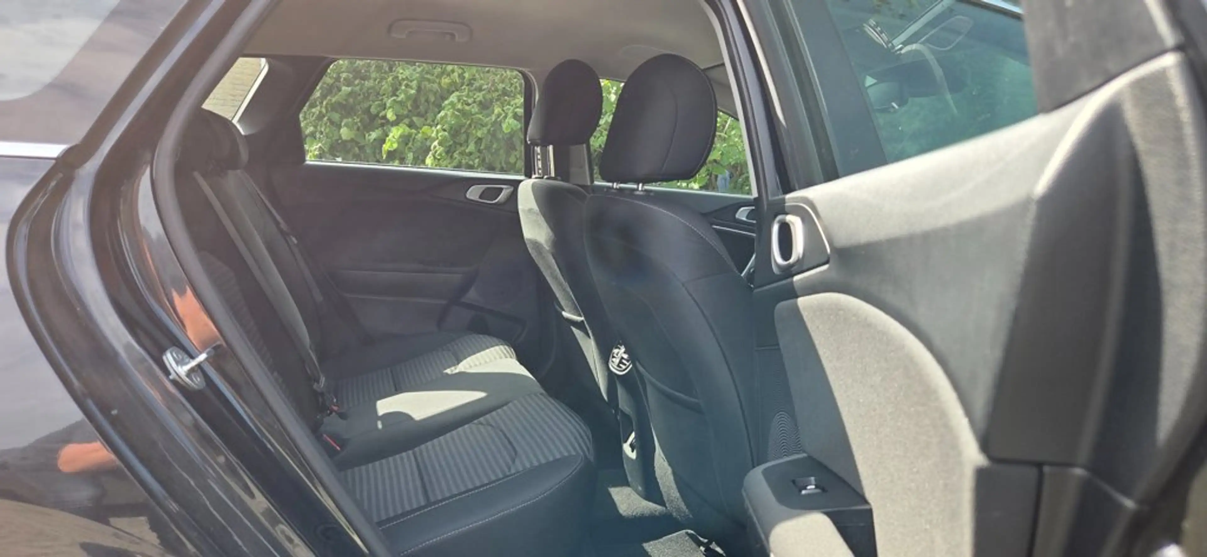 Kia Ceed SW / cee'd SW Sportswagon 1.0 T-GDi DynamicLine — photo 12