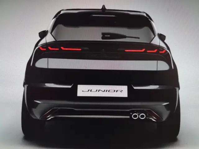 Alfa Romeo Junior view 4
