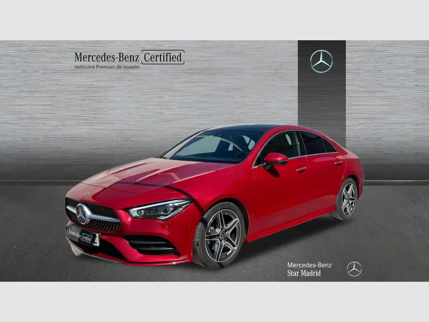 Mercedes-Benz CLA 180 Rojo - 1