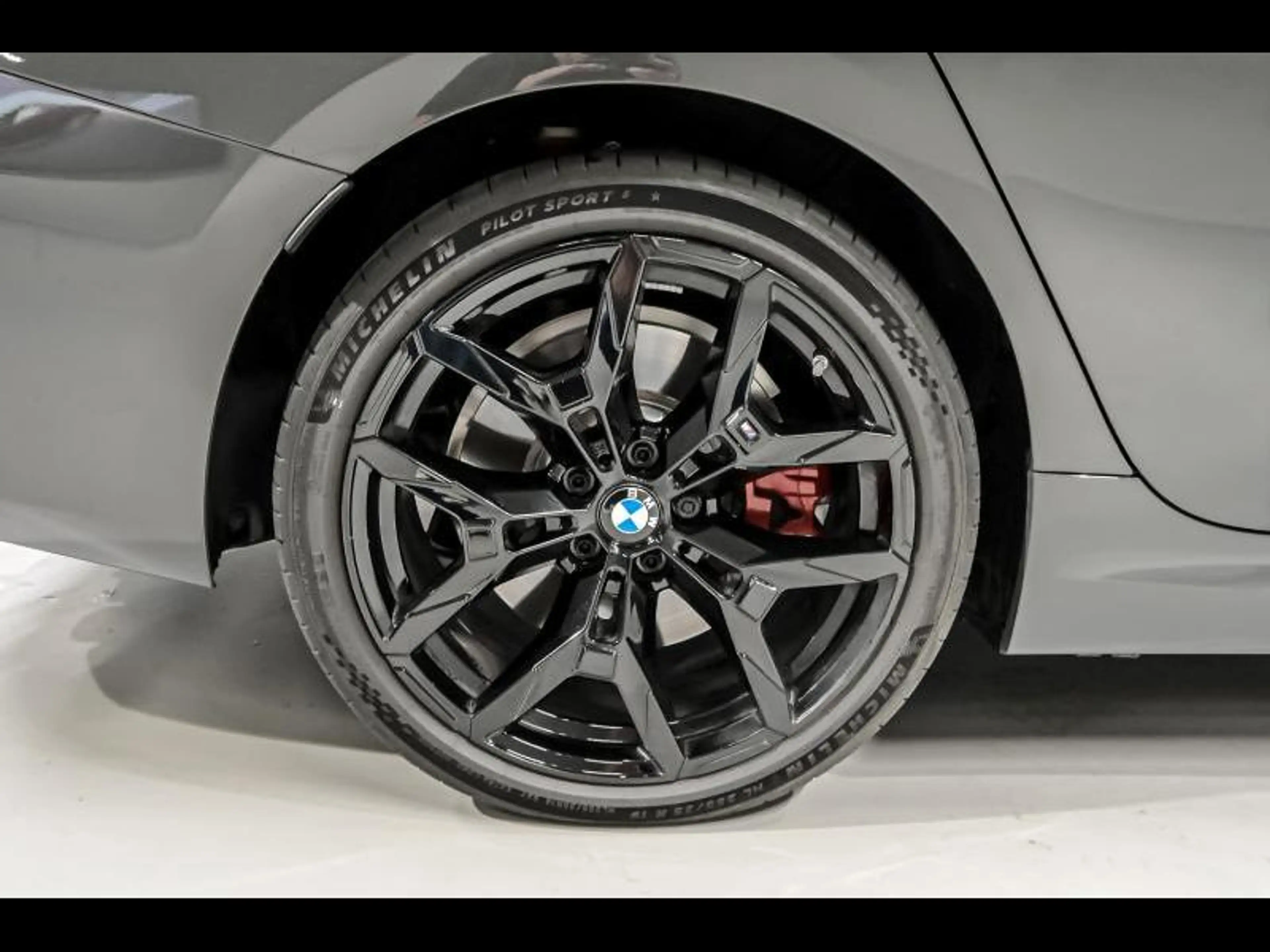 BMW 330 e Touring - M Pack — photo 8