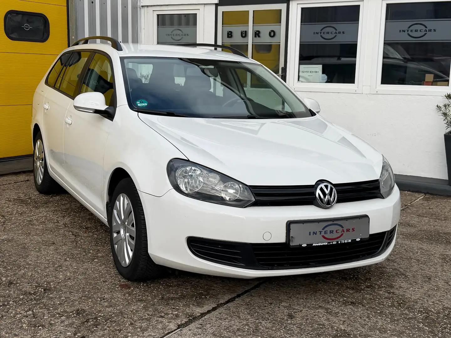 Volkswagen Golf Variant 1,6 TDI HU + AU Neu Weiß - 2