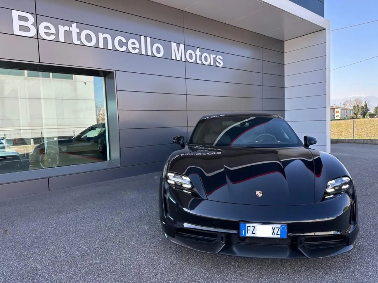 Porsche Taycan Turbo S 761cv IVA ESPOSTA FULL OPTIONALS! Nero - 2