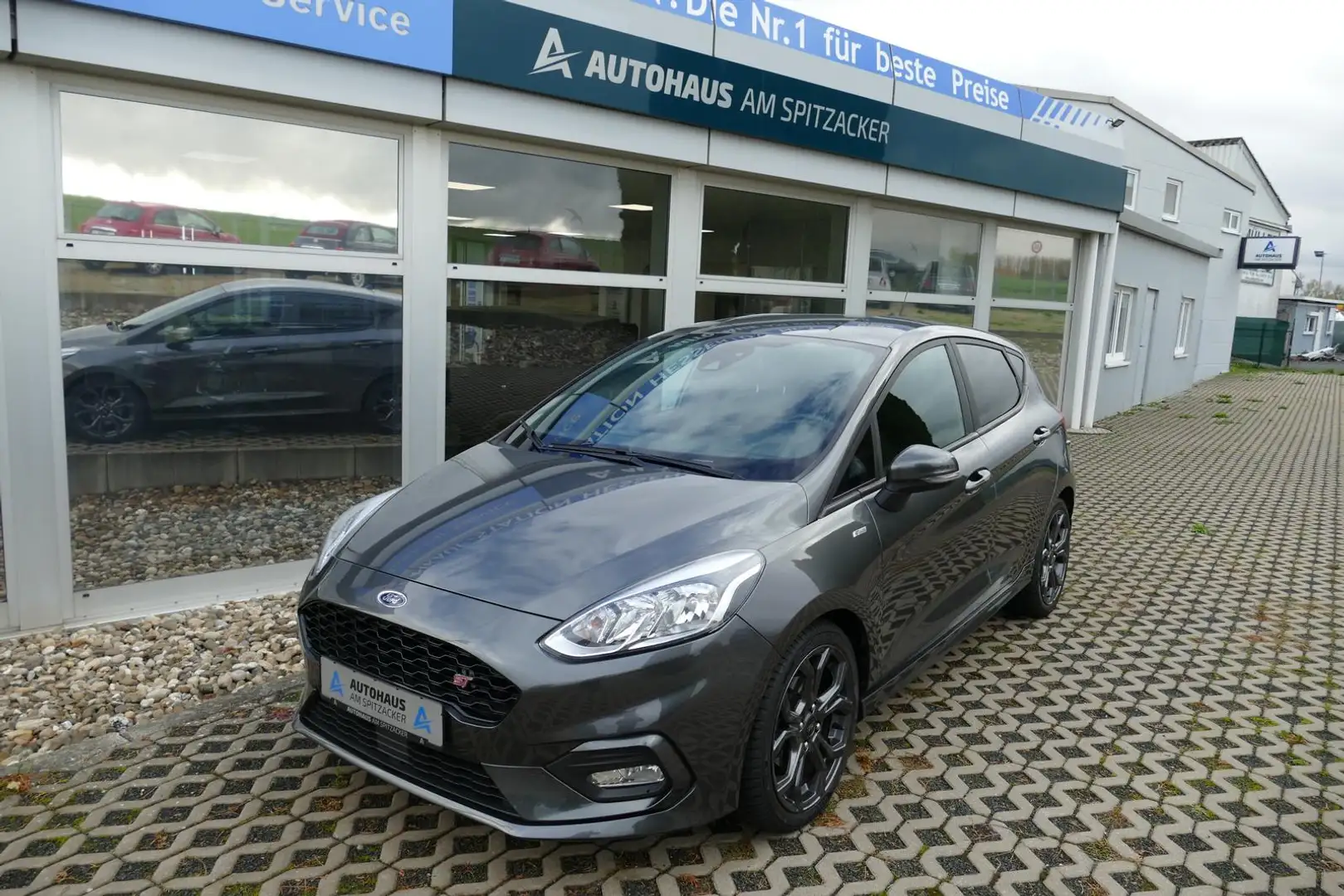 Ford Fiesta 1.0 ST-Line Automatik SHZ KLIMAAUT PDC Gris - 2
