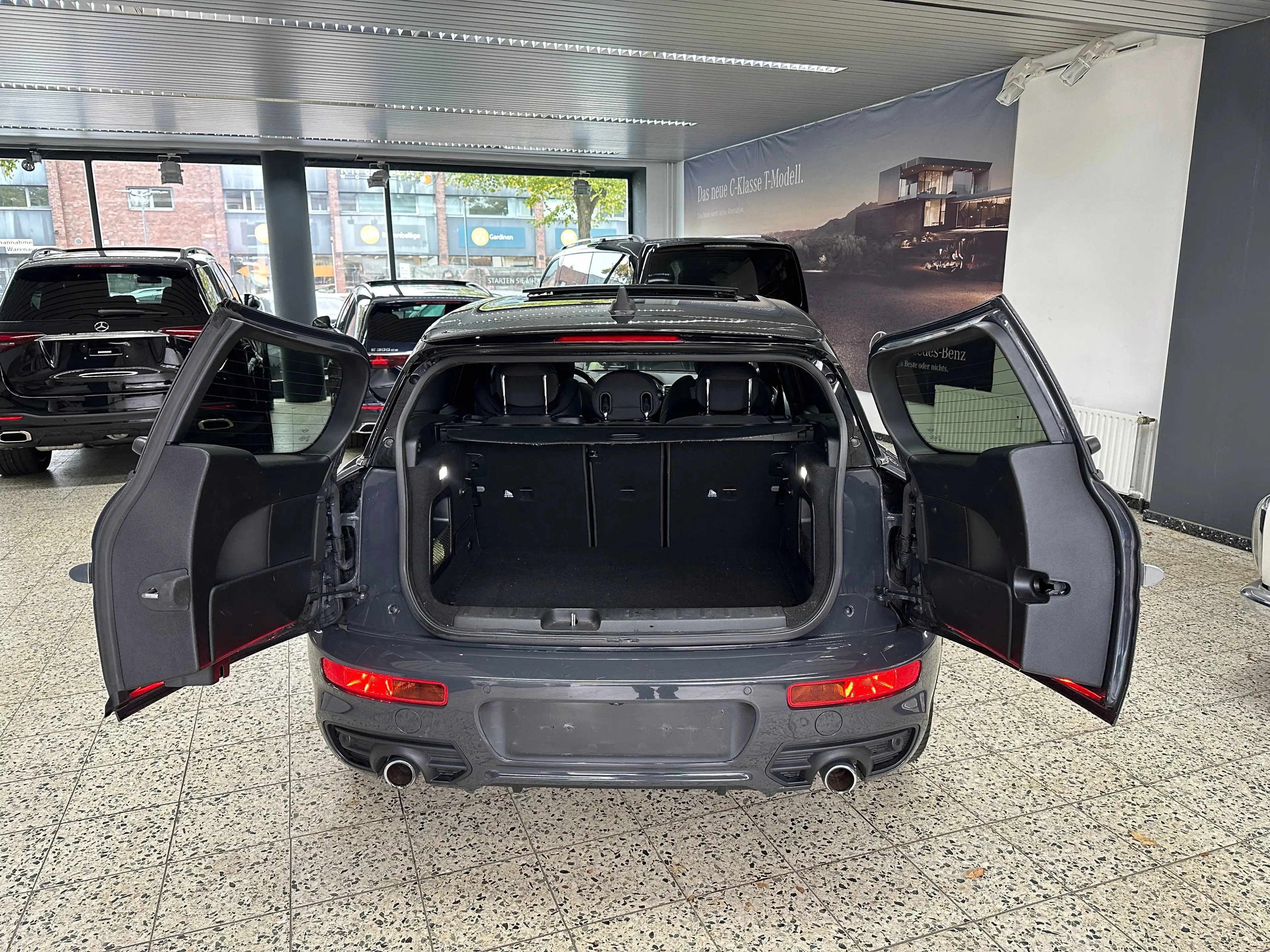 MINI Cooper S Clubman John Cooper Works Chilli AUT/NAV/LED/HUD/KAMERA/P-DACH/PDC/SHZ/LMR19" — photo 7