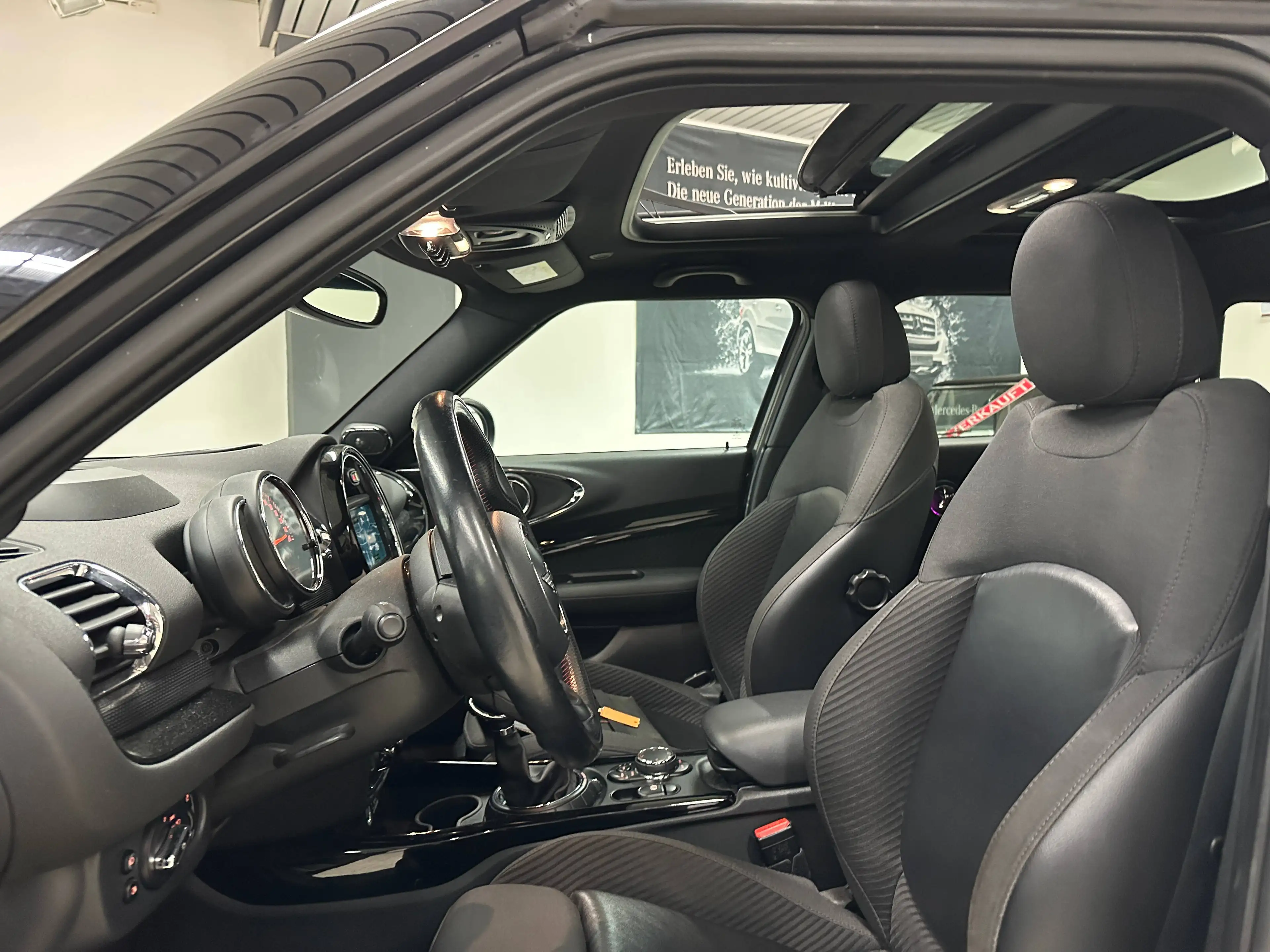MINI Cooper S Clubman John Cooper Works Chilli AUT/NAV/LED/HUD/KAMERA/P-DACH/PDC/SHZ/LMR19" — photo 12
