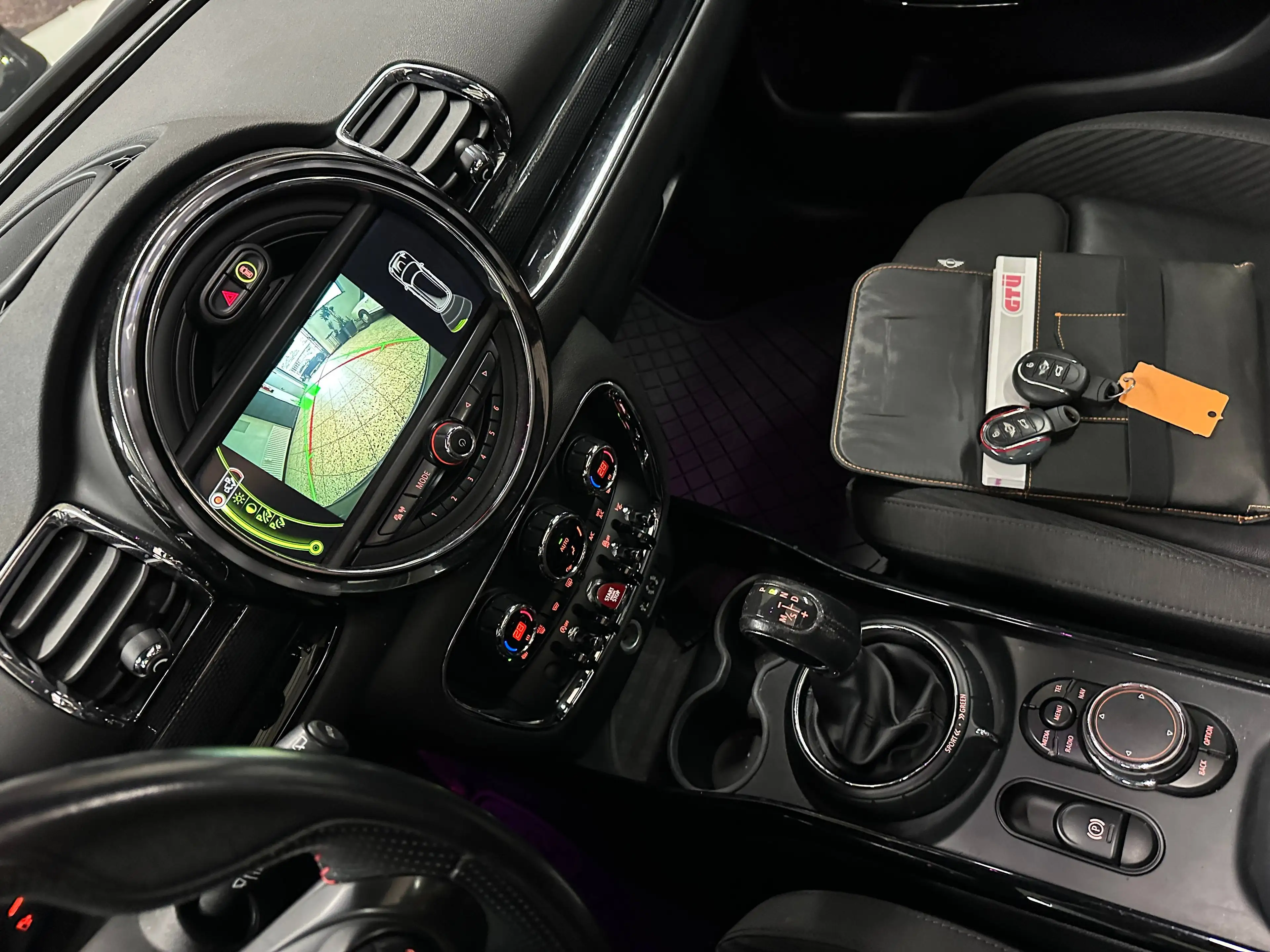 MINI Cooper S Clubman John Cooper Works Chilli AUT/NAV/LED/HUD/KAMERA/P-DACH/PDC/SHZ/LMR19" — photo 14