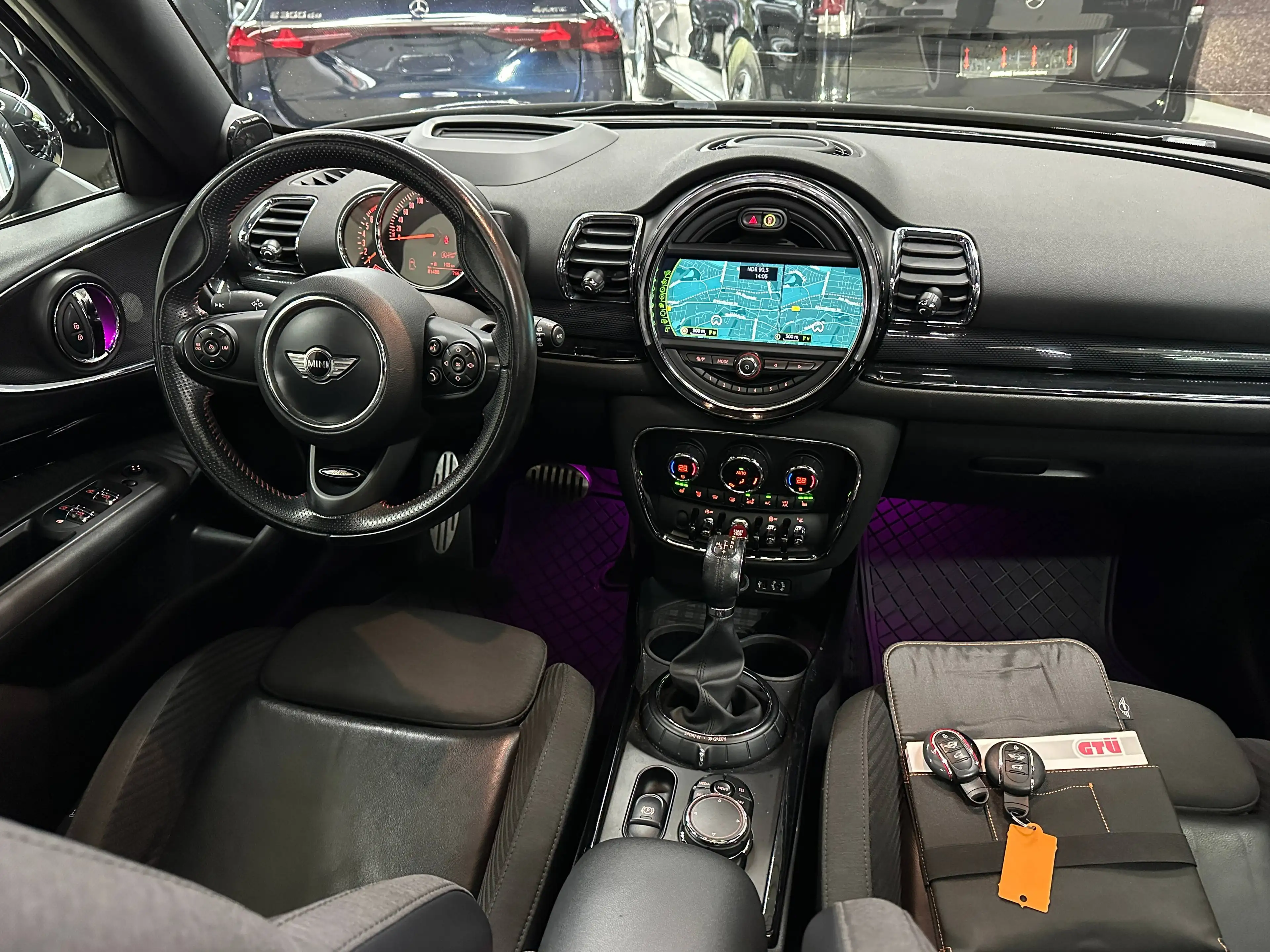 MINI Cooper S Clubman John Cooper Works Chilli AUT/NAV/LED/HUD/KAMERA/P-DACH/PDC/SHZ/LMR19" — photo 11