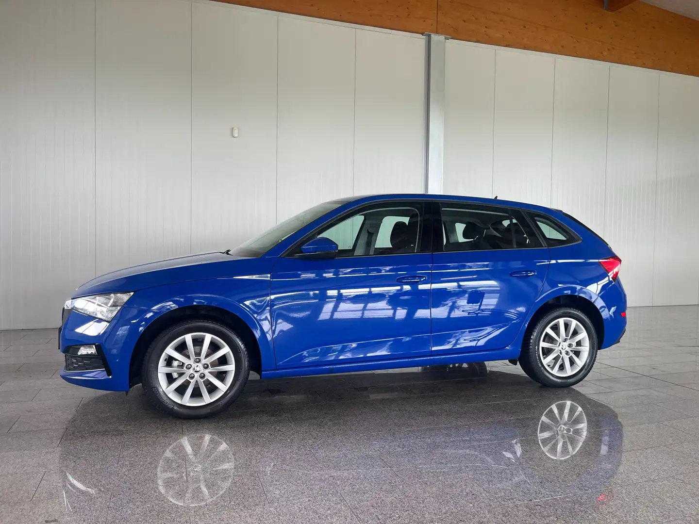 Skoda Scala Ambition Blauw - 1