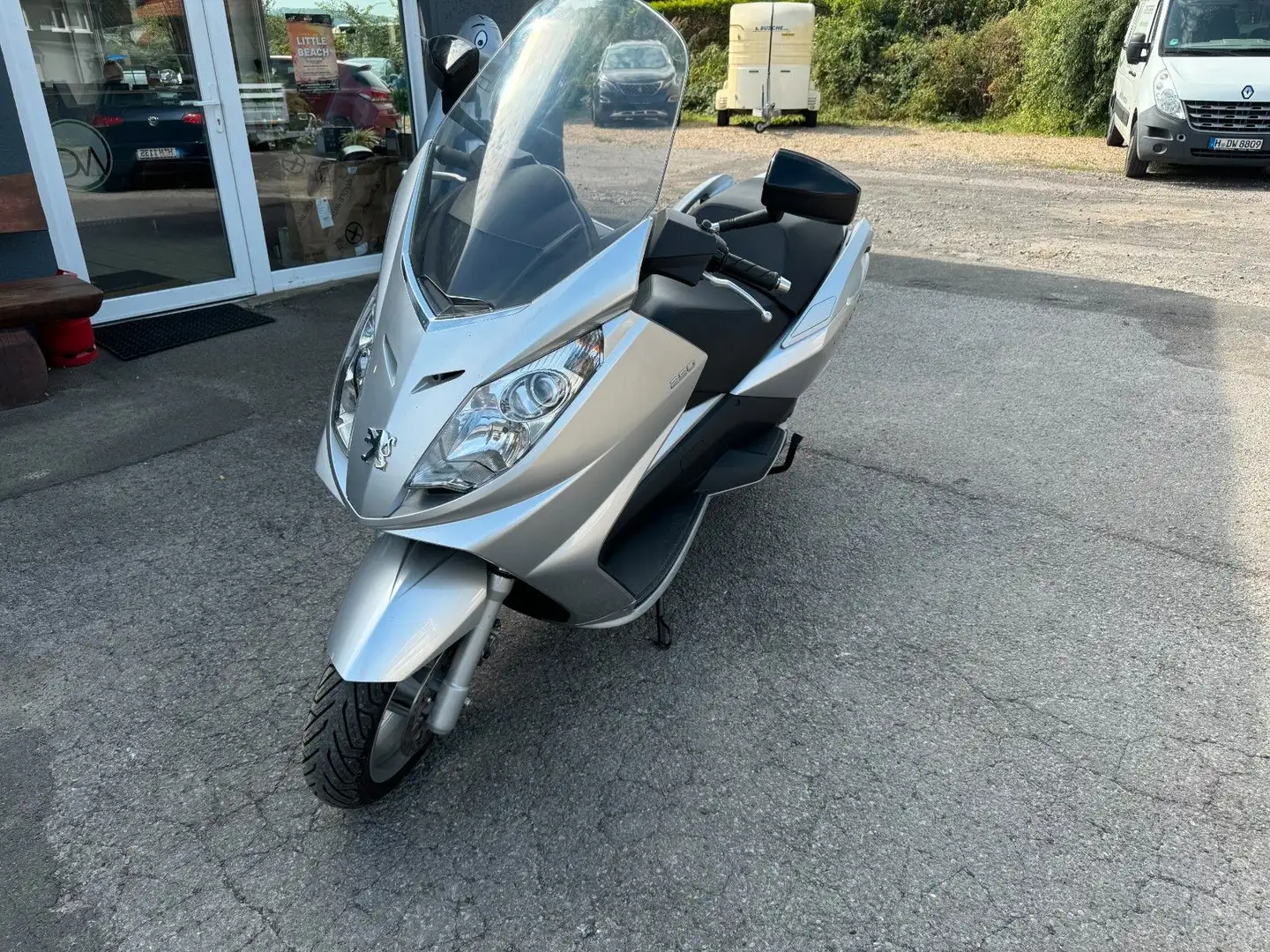 Peugeot Satelis HU/AU Neu Silber - 2