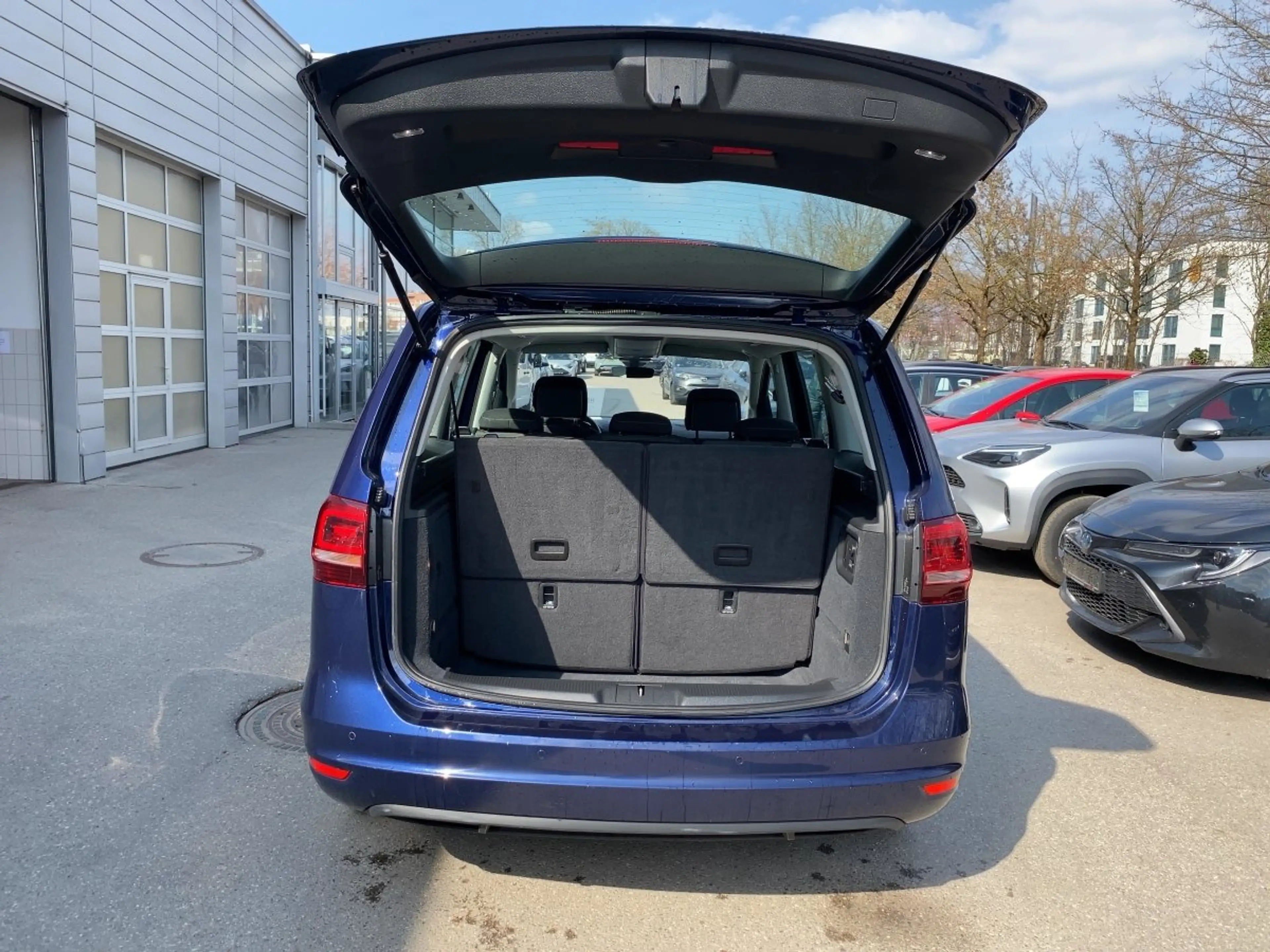 Volkswagen Sharan 1.4 TSI BMT Comfortline 7 Sitzer*1.Hand — photo 9
