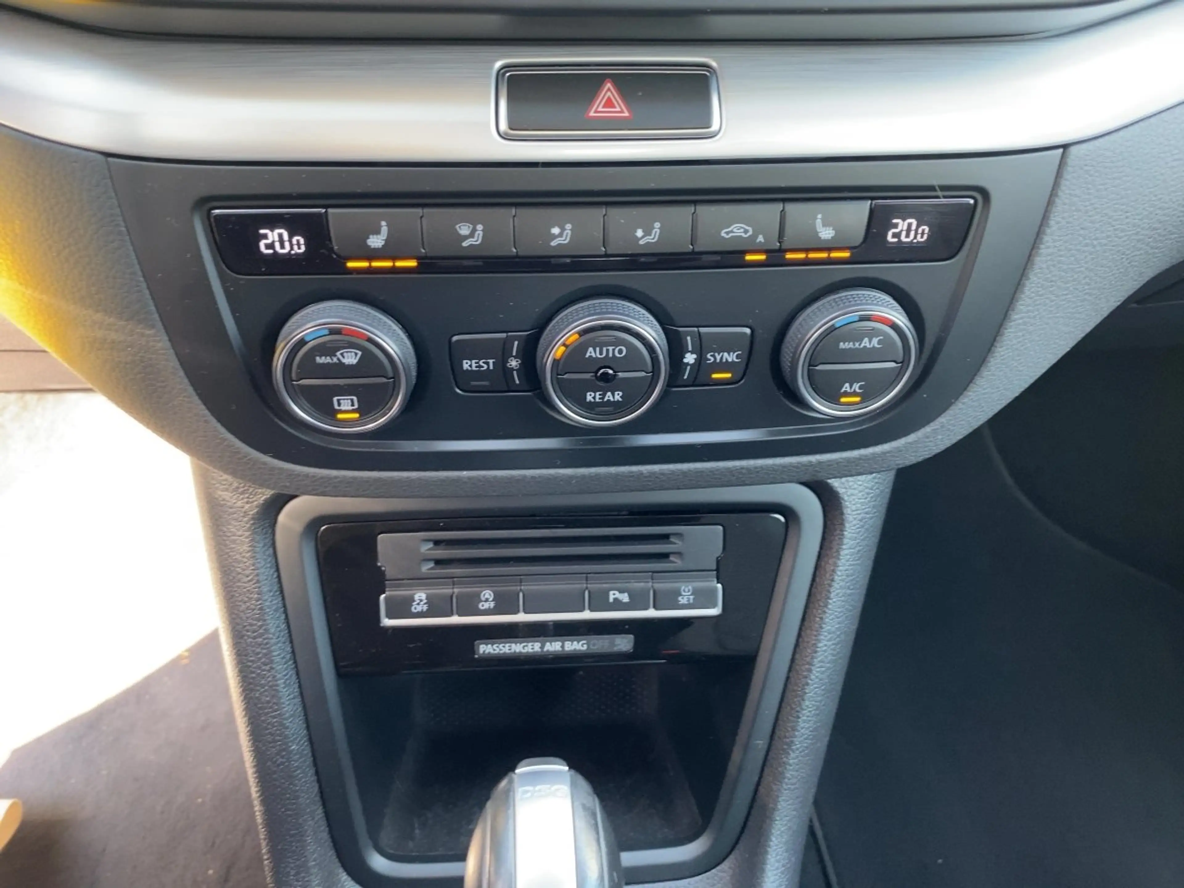 Volkswagen Sharan 1.4 TSI BMT Comfortline 7 Sitzer*1.Hand — photo 15