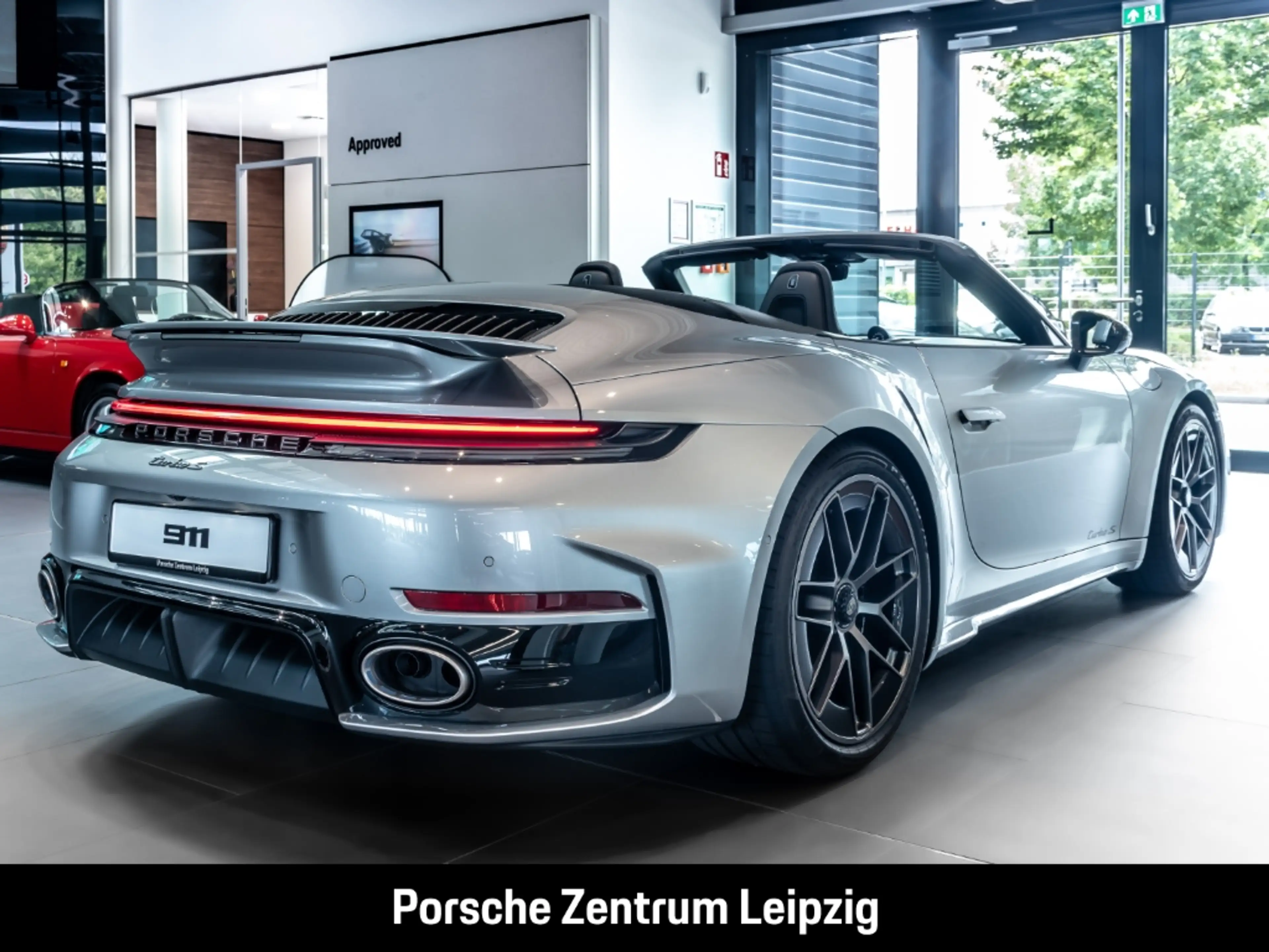 Porsche 992 911 Turbo S Cabriolet Burmester InnoDrive — photo 10