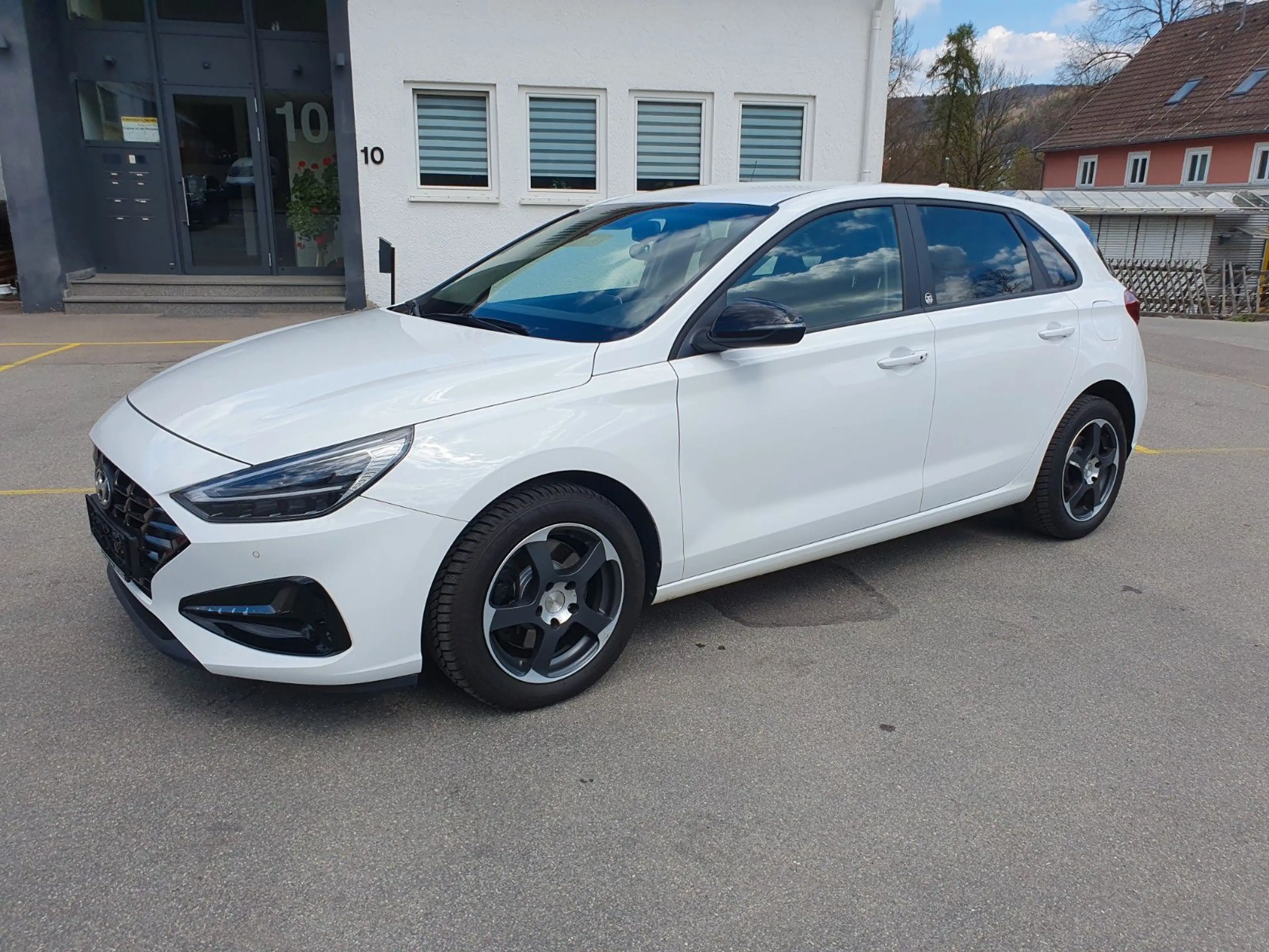 Hyundai i30 Edition 30+ Automatik Sehr sauber — photo 2