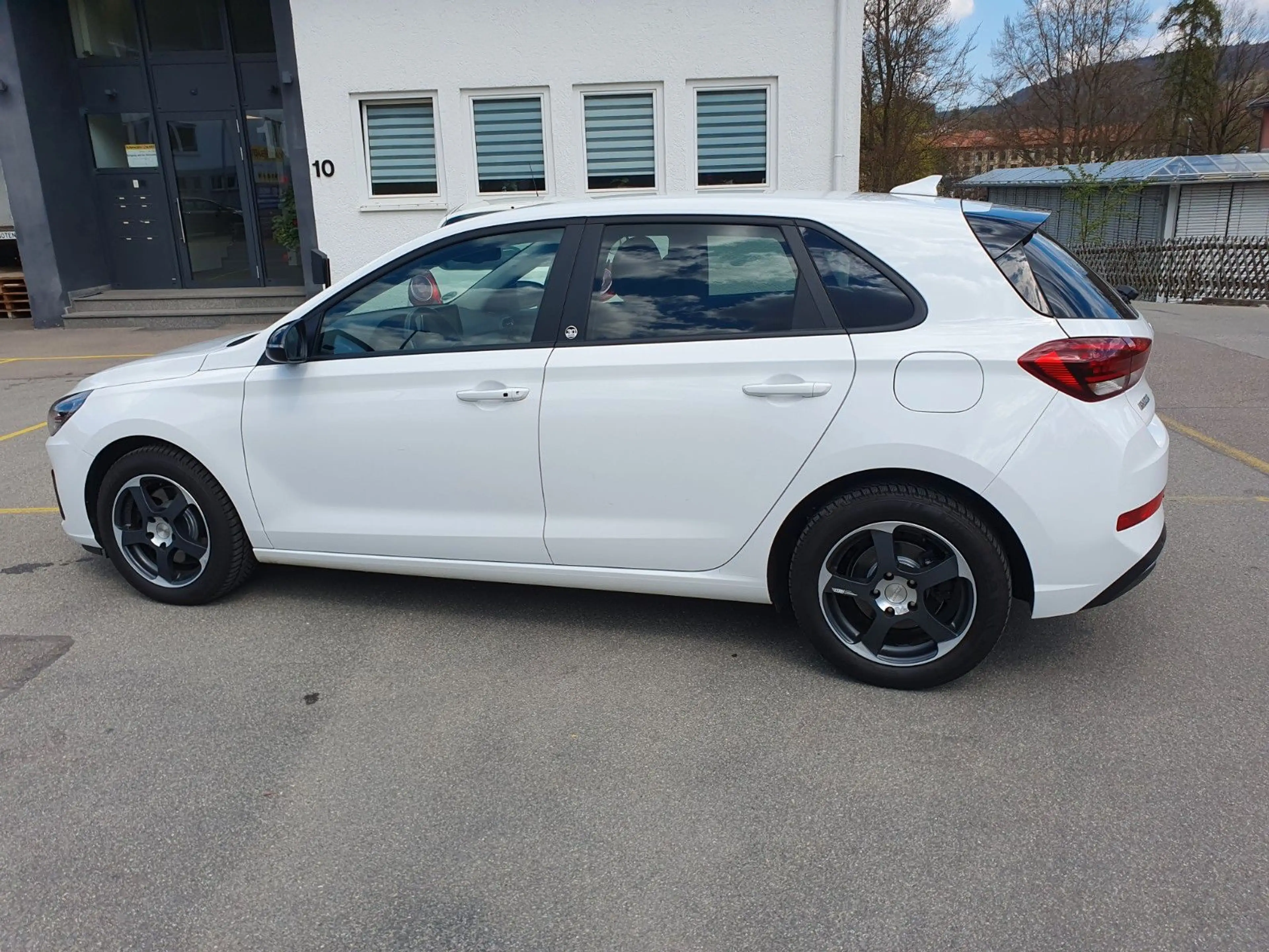 Hyundai i30 Edition 30+ Automatik Sehr sauber — photo 6