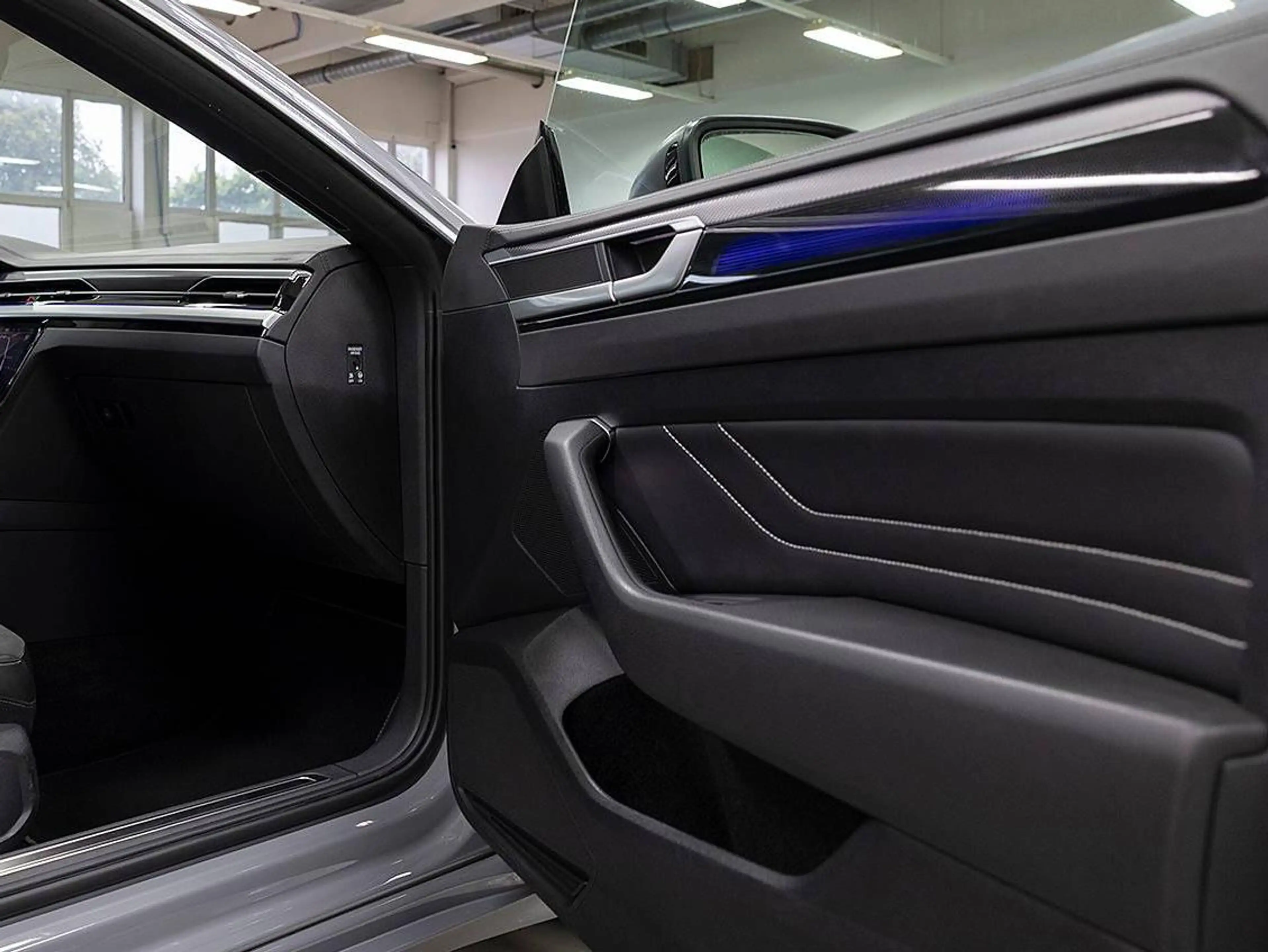 Volkswagen Arteon ARTEON ART R-LINE 4M LED NAV-PRO ACC PDC KAM KEY SHZ CarPlay AHK 20" — photo 14