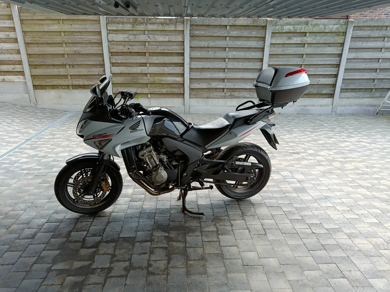 Honda CBF 600